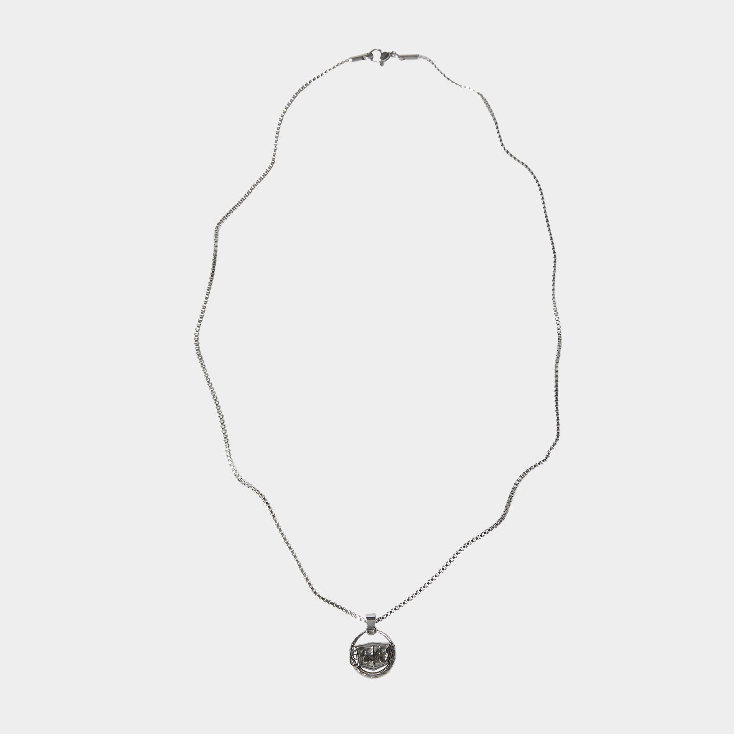 HUF (ハフ) Worldwide JP /JEWELRY(ジュエリー)/ EMBLEM PENDANT商品 / SILVER