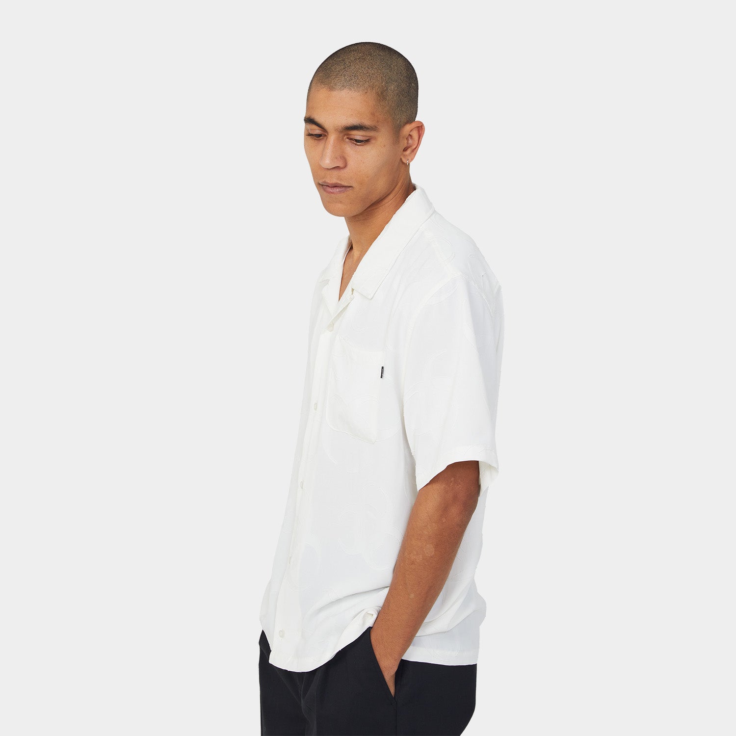 HUF (ハフ) Worldwide JP /TOPS & SHIRTS(トップス&シャツ)/ SECTOR JACQUARD SHIRT商品 / DARK BERRY