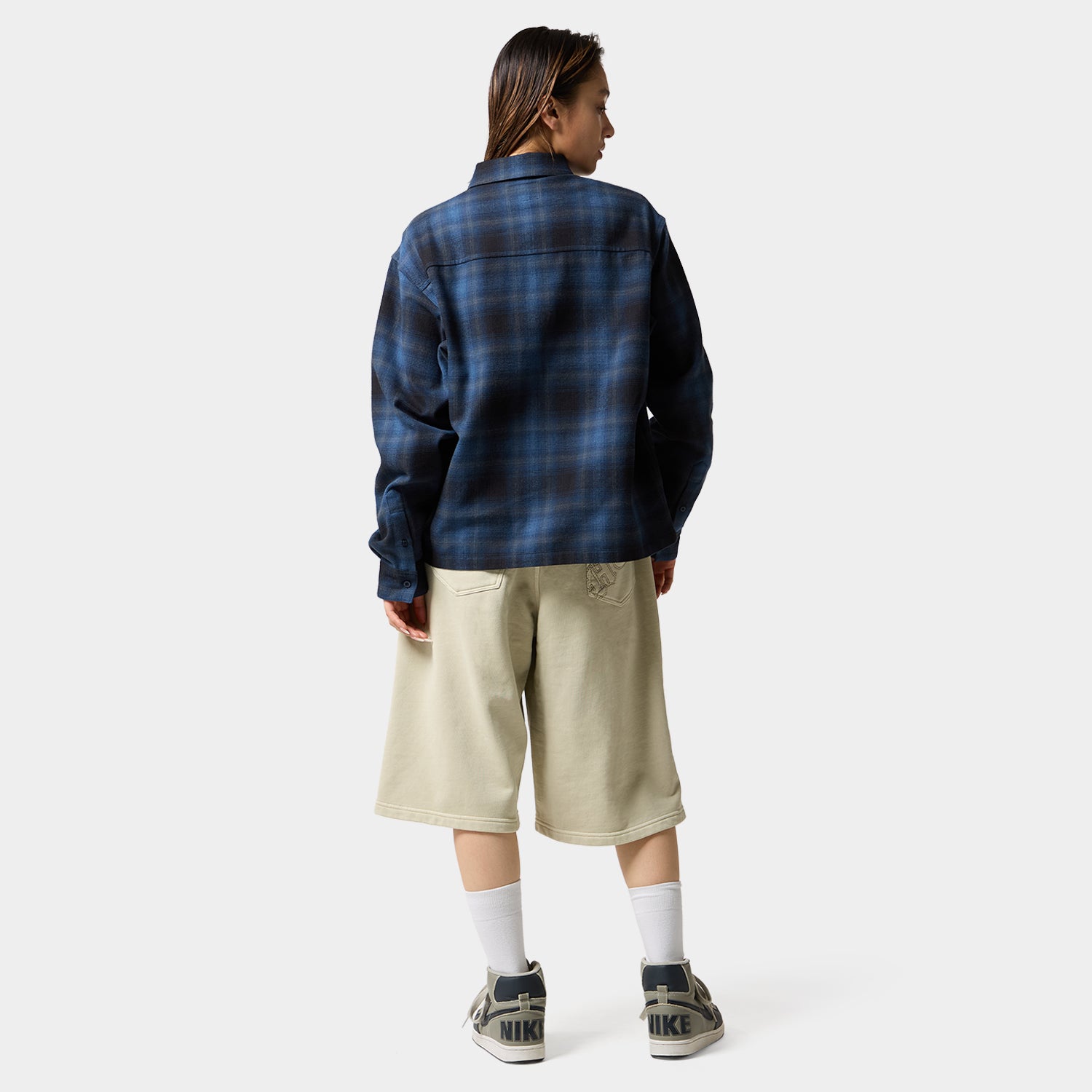 HUF (ハフ) Worldwide JP /TOPS & SHIRTS(トップス&シャツ)/ 89 OUTLINE PLAID ZIP SHIRT商品 / BLACK