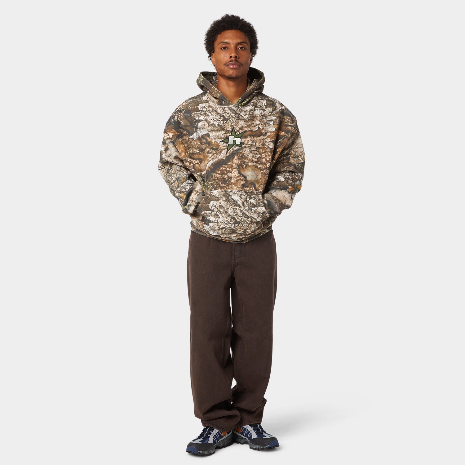 HUF (ハフ) Worldwide JP /HOODIES(パーカー)/ HUF X REALTREE® HEAVYWEIGHT HOODIE商品 / REALTREE