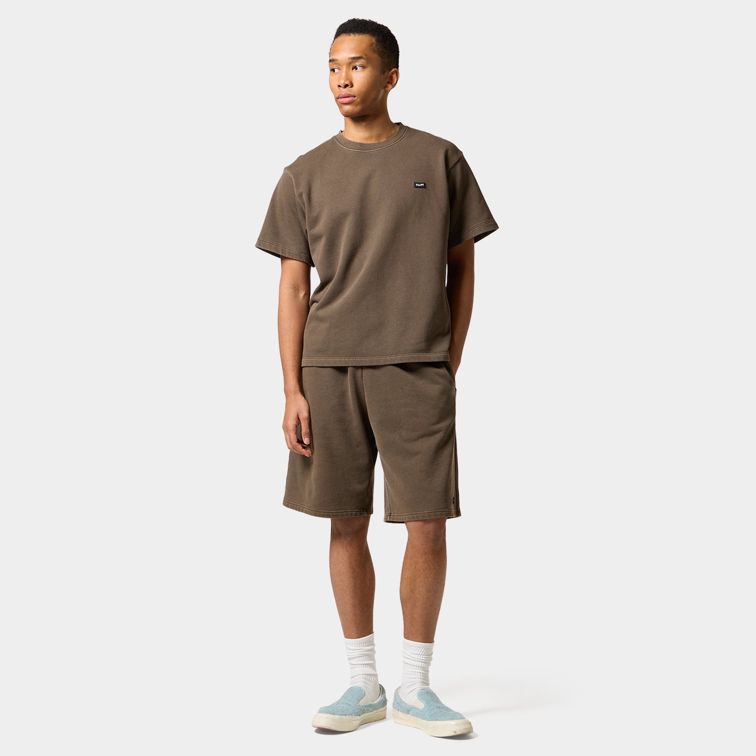 HUF (ハフ) Worldwide JP /TOPS & SHIRTS(トップス&シャツ)/ huf eightynine WASHED FLEECE TEE商品 / COFFEE