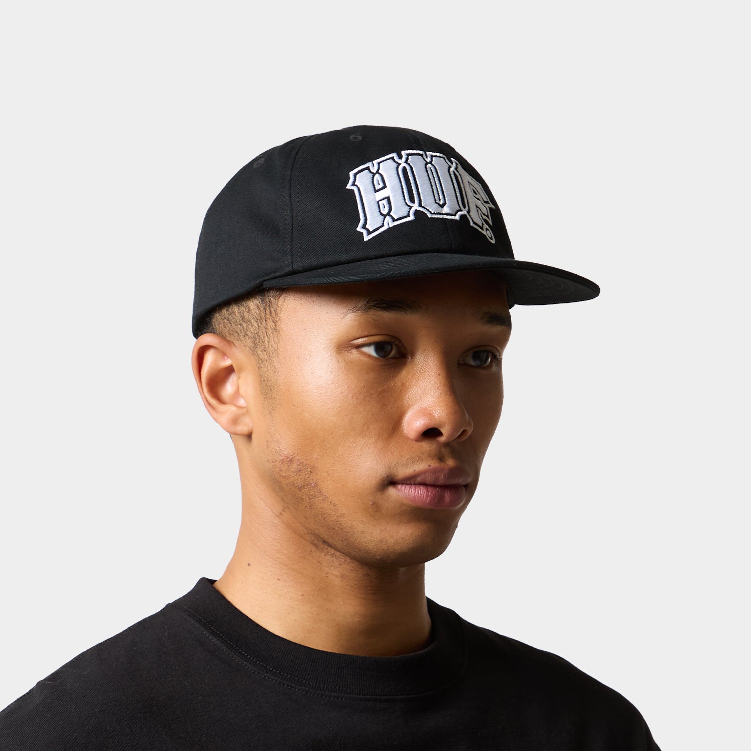 HUF (ハフ) Worldwide JP /HATS & BEANIES(ハット&ビーニー)/ CLASSIC ARCH SNAPBACK商品 / BLACK/WHITE