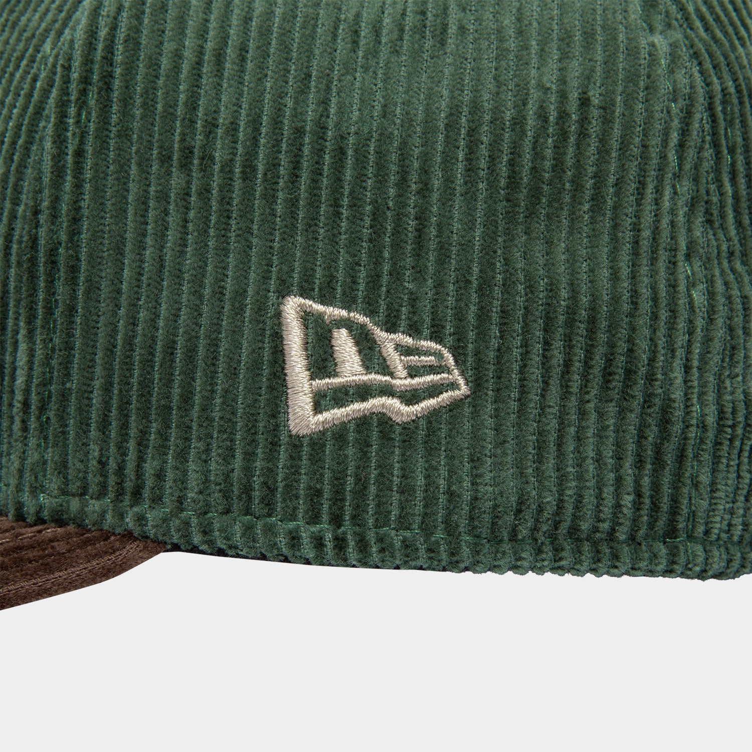 HUF (ハフ) Worldwide JP /HATS & BEANIES(ハット&ビーニー)/ NEW ERA® CLASSIC H CORDUROY HAT商品 / DK GREEN