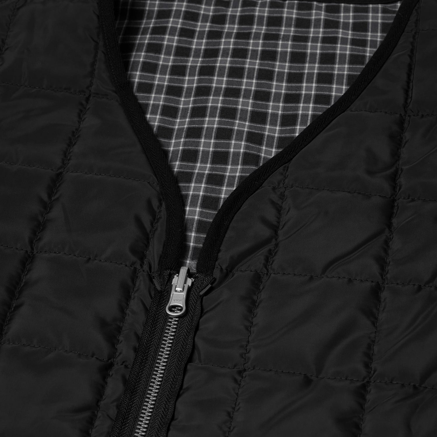 HUF (ハフ) Worldwide JP /JACKETS(ジャケット)/ POYNTER REVERSIBLE VEST商品 / BLACK