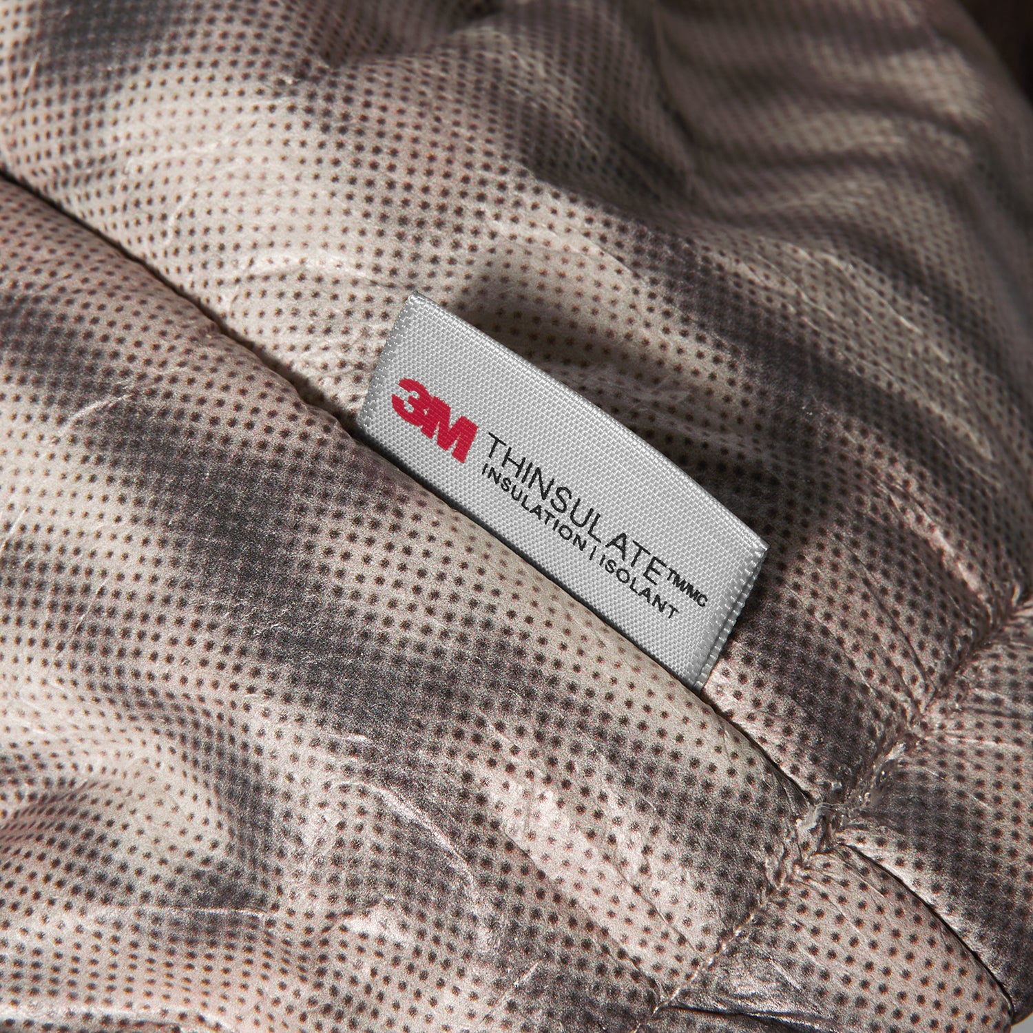 HUF (ハフ) Worldwide JP /JACKETS(ジャケット)/ 89 WARPED CAMO TYVEK PUFFER商品 / MUTED CAMO