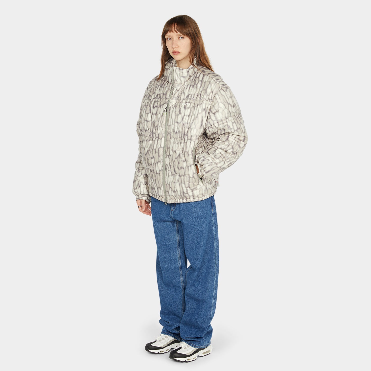 HUF (ハフ) Worldwide JP /JACKETS(ジャケット)/ 89 WARPED CAMO TYVEK PUFFER商品 / MUTED CAMO