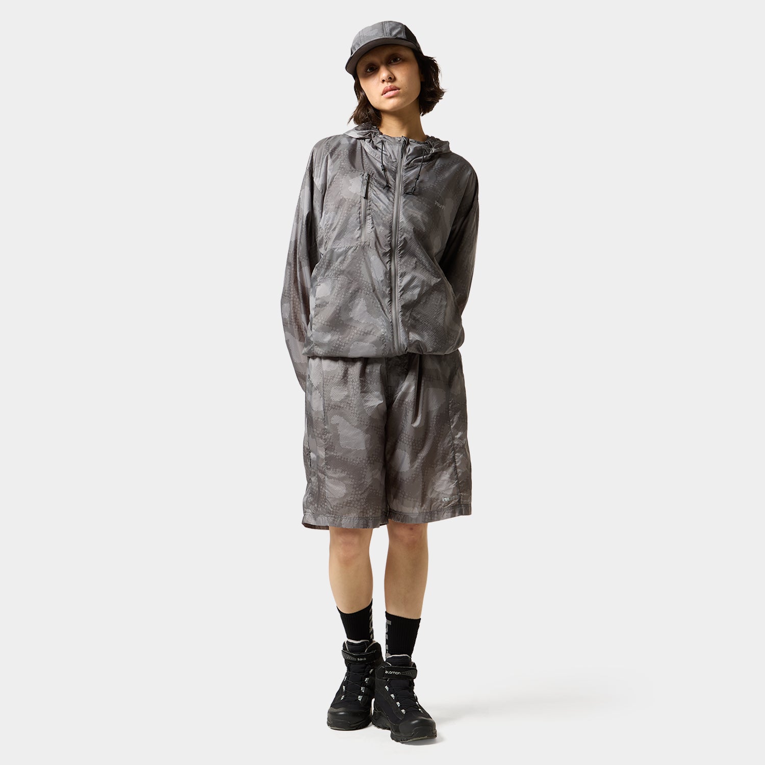 HUF (ハフ) Worldwide JP /JACKETS(ジャケット)/ CROSS CONDITIONS UL NYLON JACKET商品 / NAVY