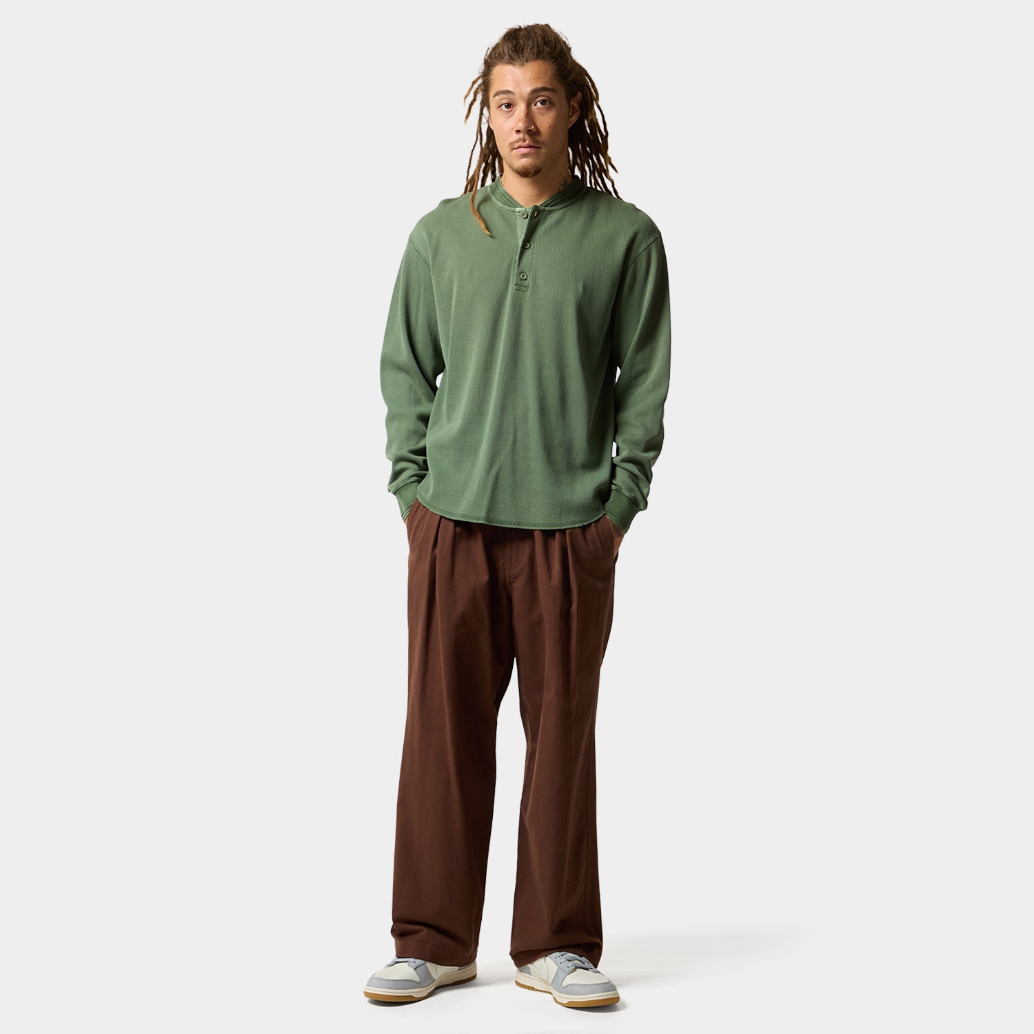 HUF (ハフ) Worldwide JP /TOPS & SHIRTS(トップス&シャツ)/ STRETCH LOGO HENRY THERMAL商品 / DARK OLIVE