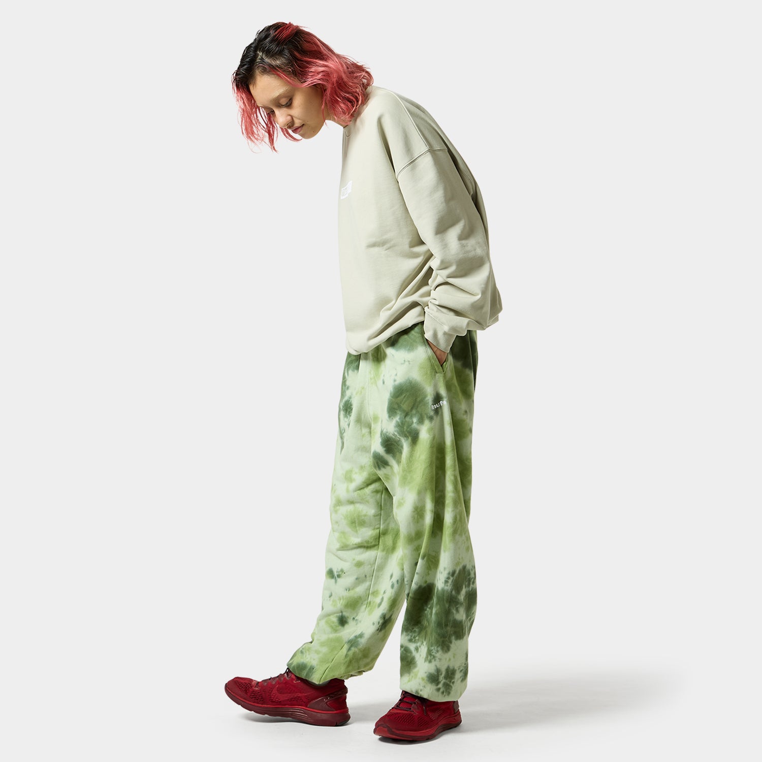 HUF (ハフ) Worldwide JP /KNITS & SWEATERS(ニット&セーター)/ MIDNIGHT RADIO CREW商品 / BLACK