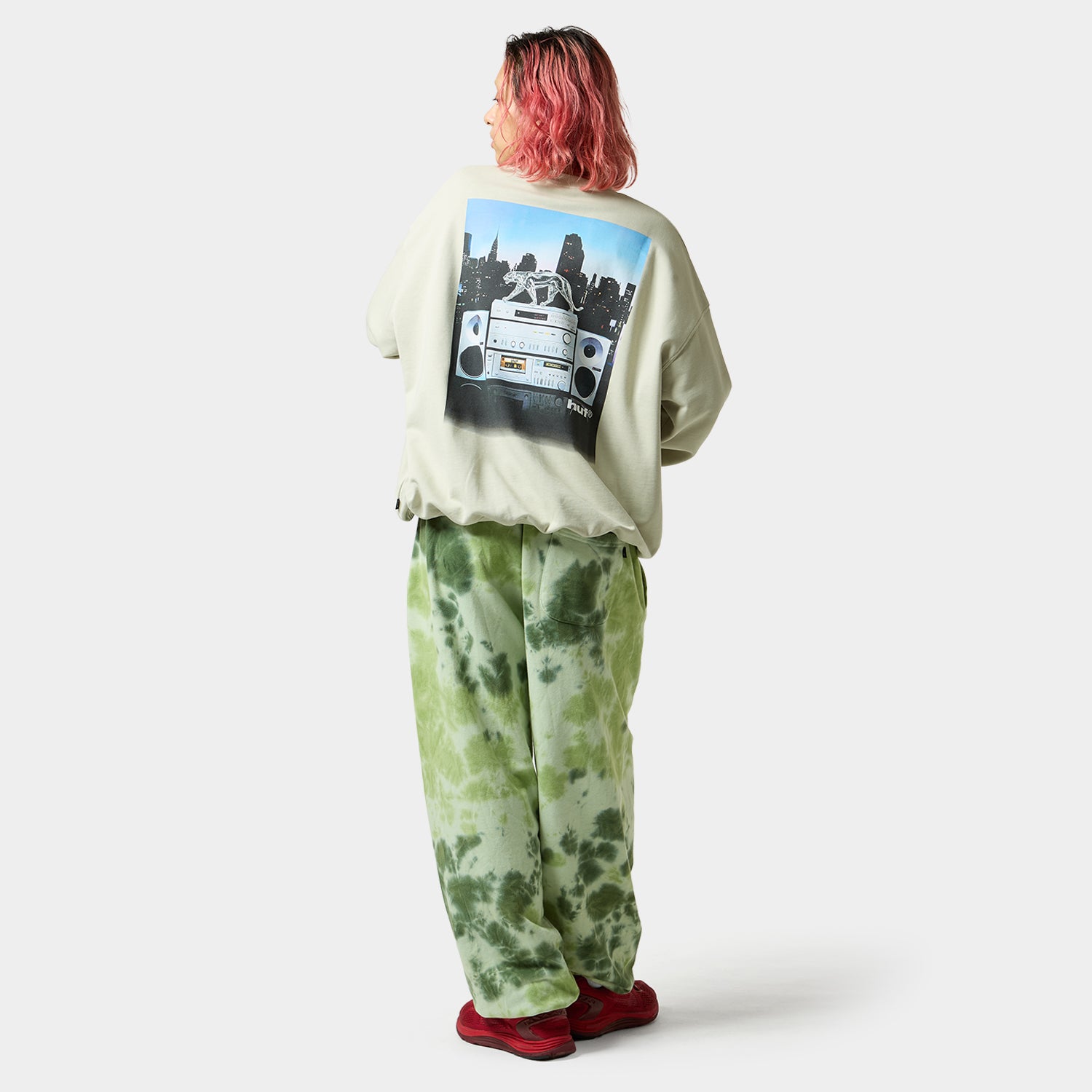 HUF (ハフ) Worldwide JP /KNITS & SWEATERS(ニット&セーター)/ MIDNIGHT RADIO CREW商品 / BLACK