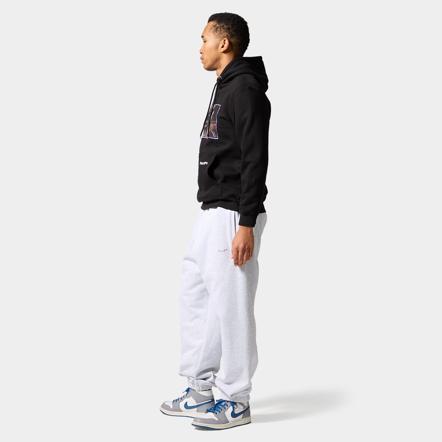 HUF (ハフ) Worldwide JP /HOODIES(パーカー)/ HUF X NIGHTMARE BEFORE CHRISTMAS JACK TOWN MEETING HOODIE商品 / BLACK