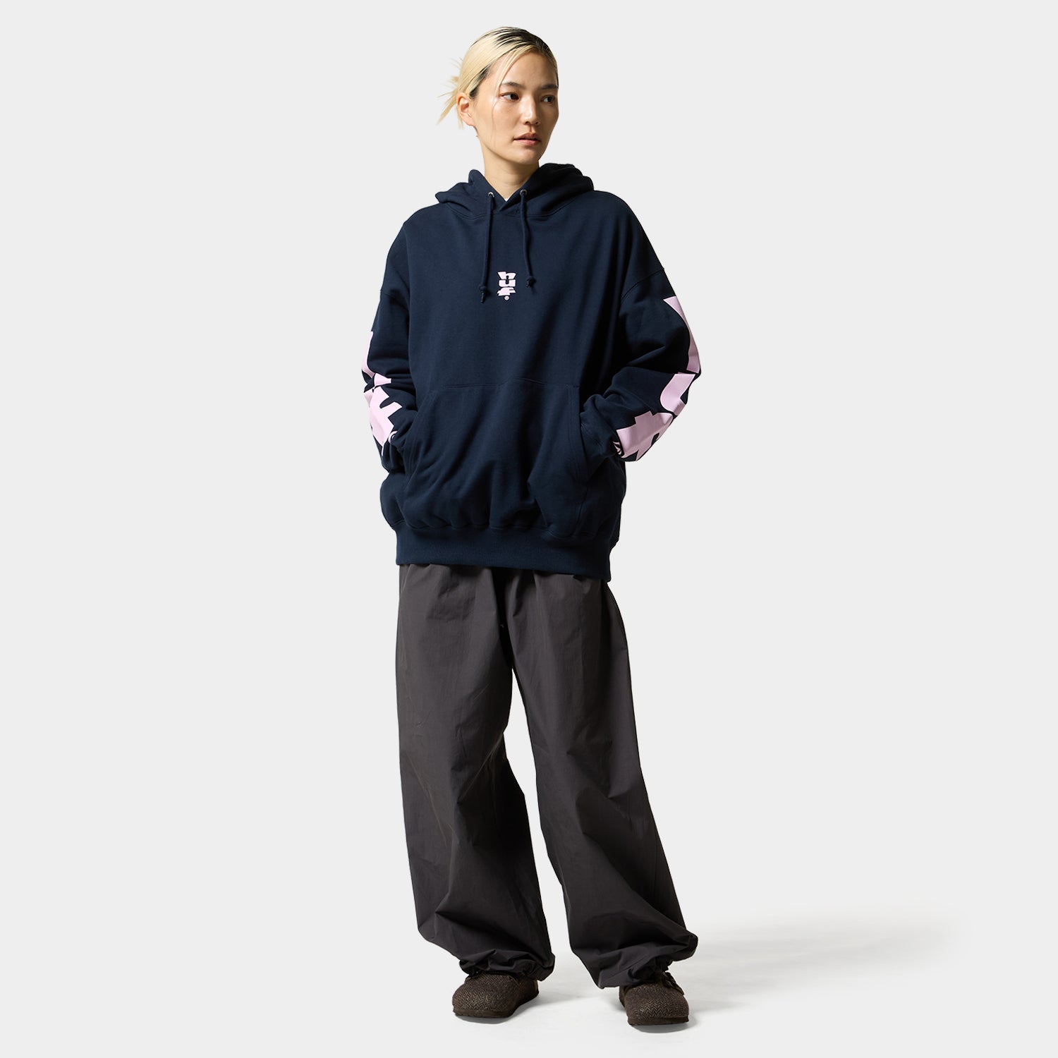 HUF (ハフ) Worldwide JP /HOODIES(パーカー)/ 【オンラインストア限定】MEGABLAST HOODIE商品 / BLACK