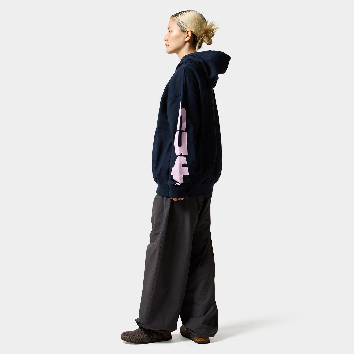 HUF (ハフ) Worldwide JP /HOODIES(パーカー)/ 【オンラインストア限定】MEGABLAST HOODIE商品 / BLACK