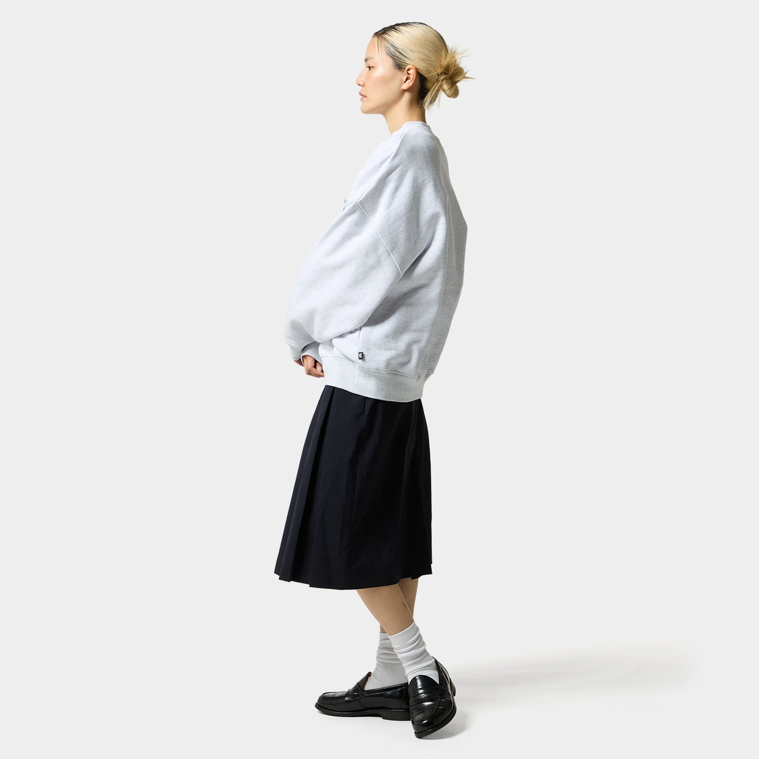HUF (ハフ) Worldwide JP /SWEATSHIRTS(スウェットシャツ)/ HUF X EVISEN SUSHI CREW FLEECE商品 / NAVY