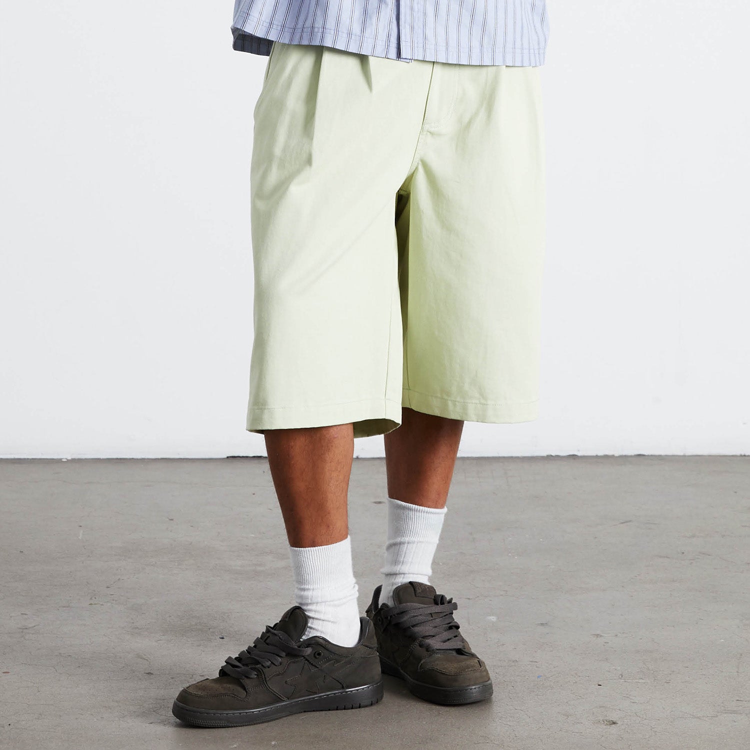 HUF (ハフ) Worldwide JP /SHORTS(ショーツ)/ SORTA LONG CHINO SHORT商品 / BLACK