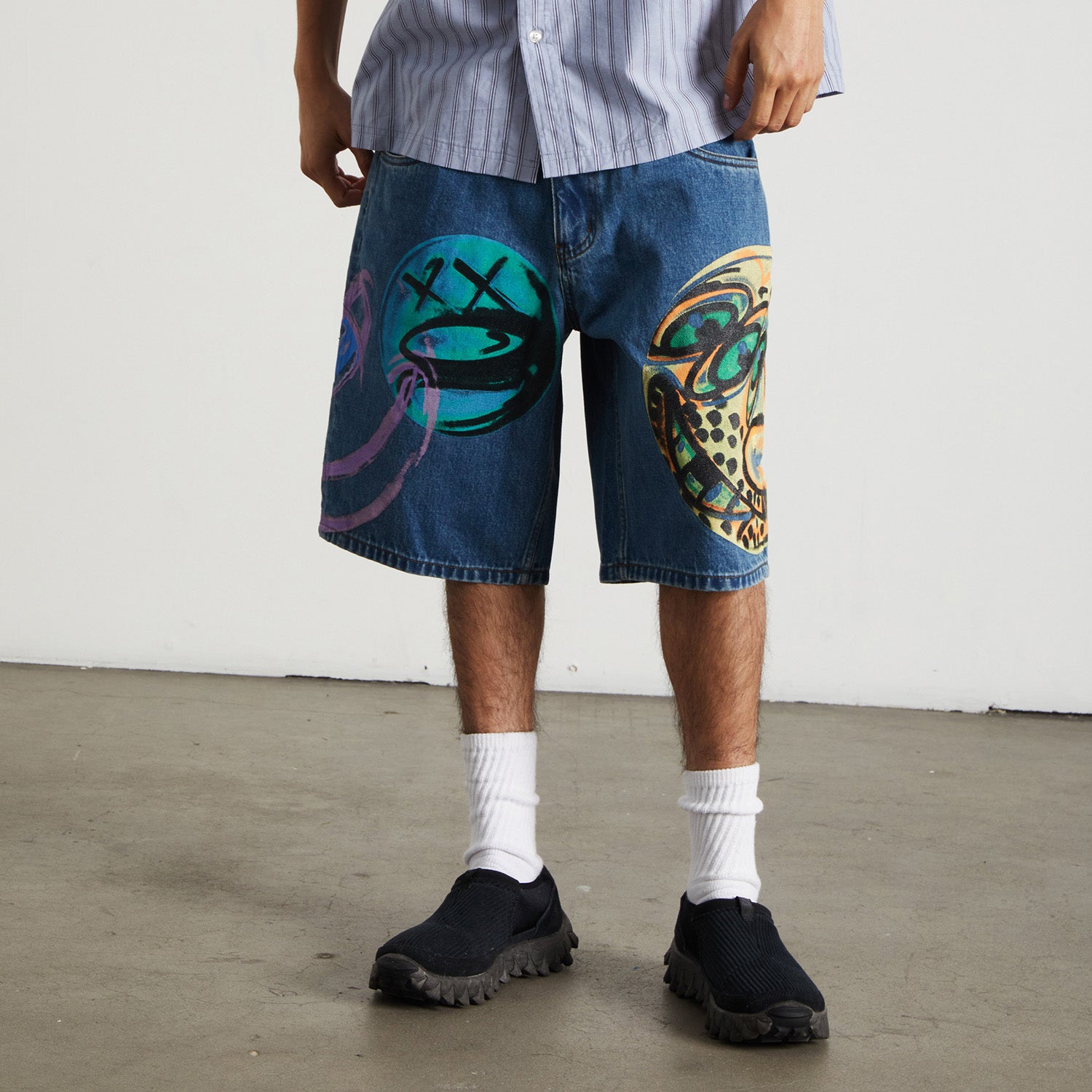 HUF (ハフ) Worldwide JP /SHORTS(ショーツ)/ KENNY SCHARF SPRAY GUYS DENIM SHORT商品 / MULTI