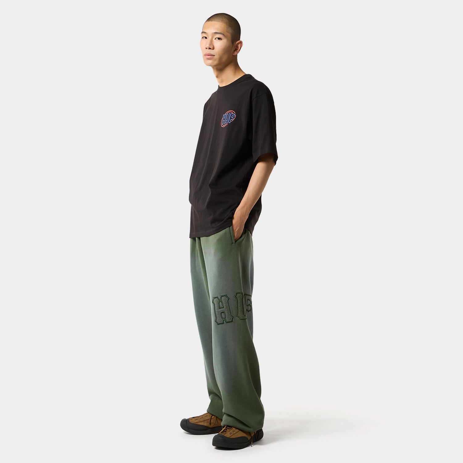HUF (ハフ) Worldwide JP /PANTS(パンツ)/ ARCH WIDE FLEECE PANT商品 / BLACK