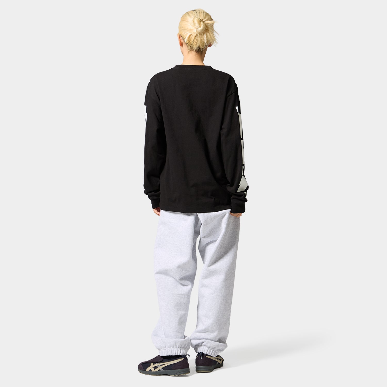 HUF (ハフ) Worldwide JP /T-SHIRTS(Tシャツ)/ MEGABLAST LS TEE商品 / NAVY