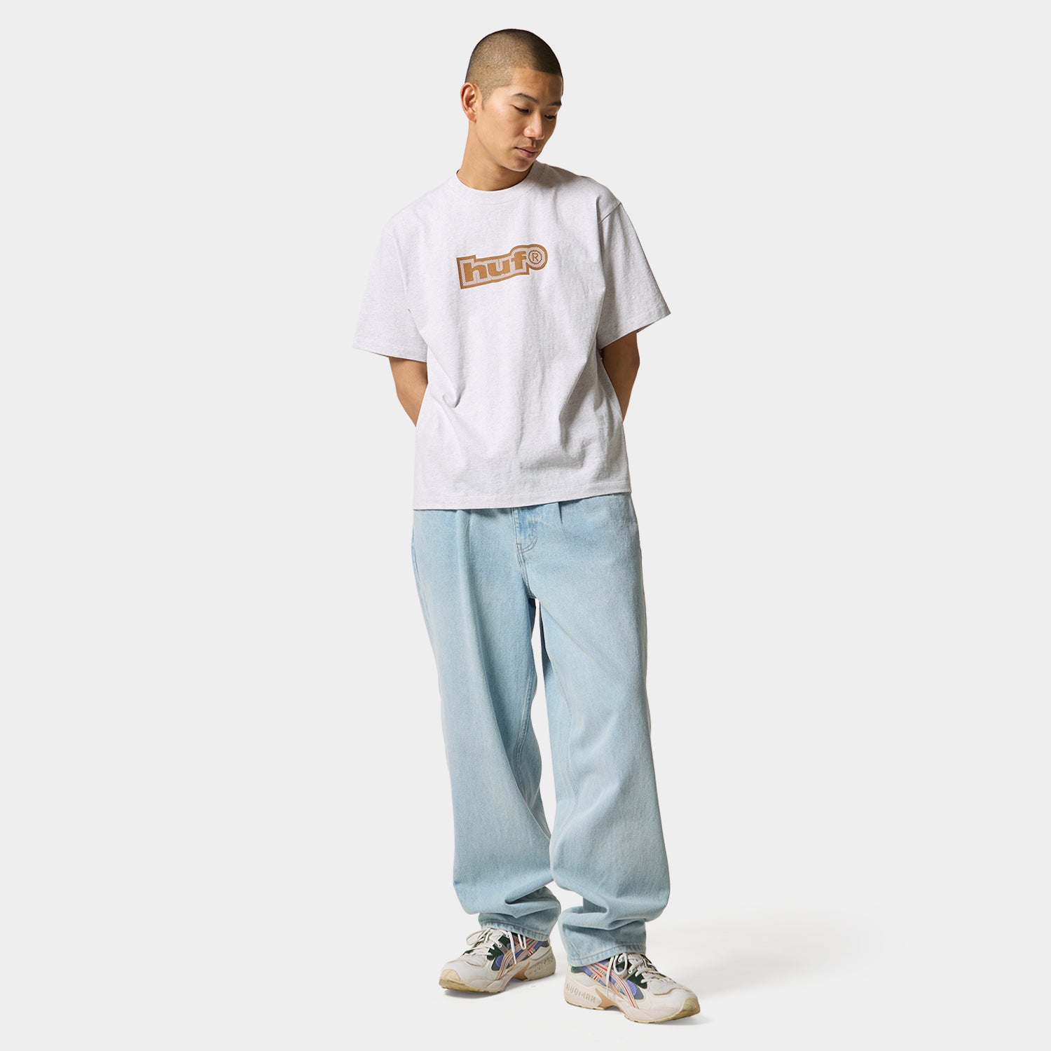 HUF (ハフ) Worldwide JP /T-SHIRTS(Tシャツ)/ 89 OUTLINE TEE商品 / BLACK