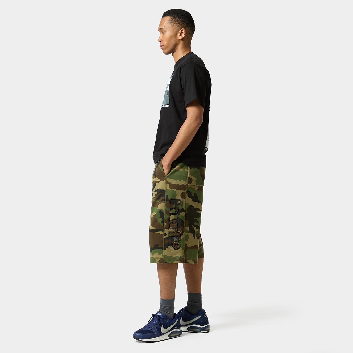 HUF (ハフ) Worldwide JP /T-SHIRTS(Tシャツ)/ PAVED WITH GOLD TEE商品 / BLACK