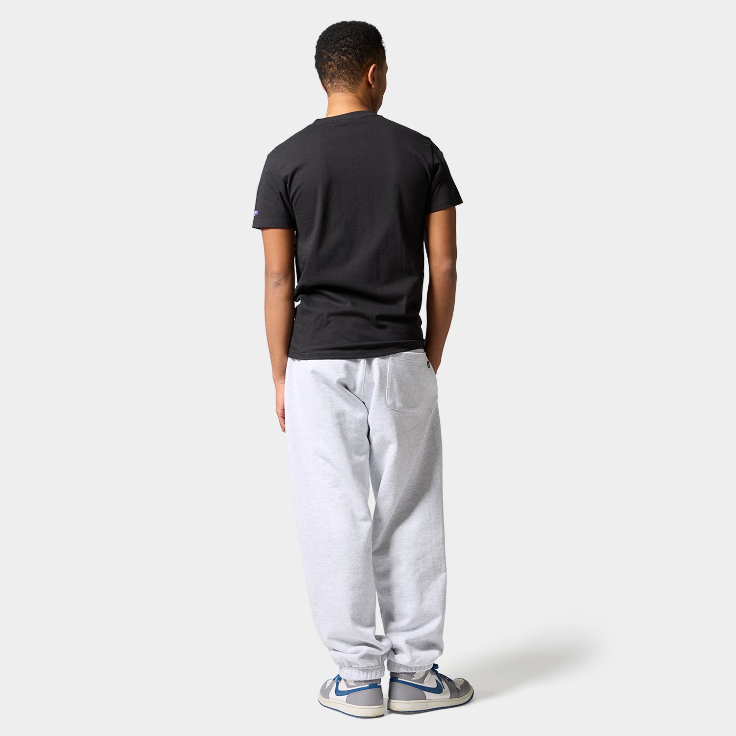 HUF (ハフ) Worldwide JP /T-SHIRTS(Tシャツ)/ HUF X NIGHTMARE BEFORE CHRISTMAS DREAM TEE商品 / BLACK