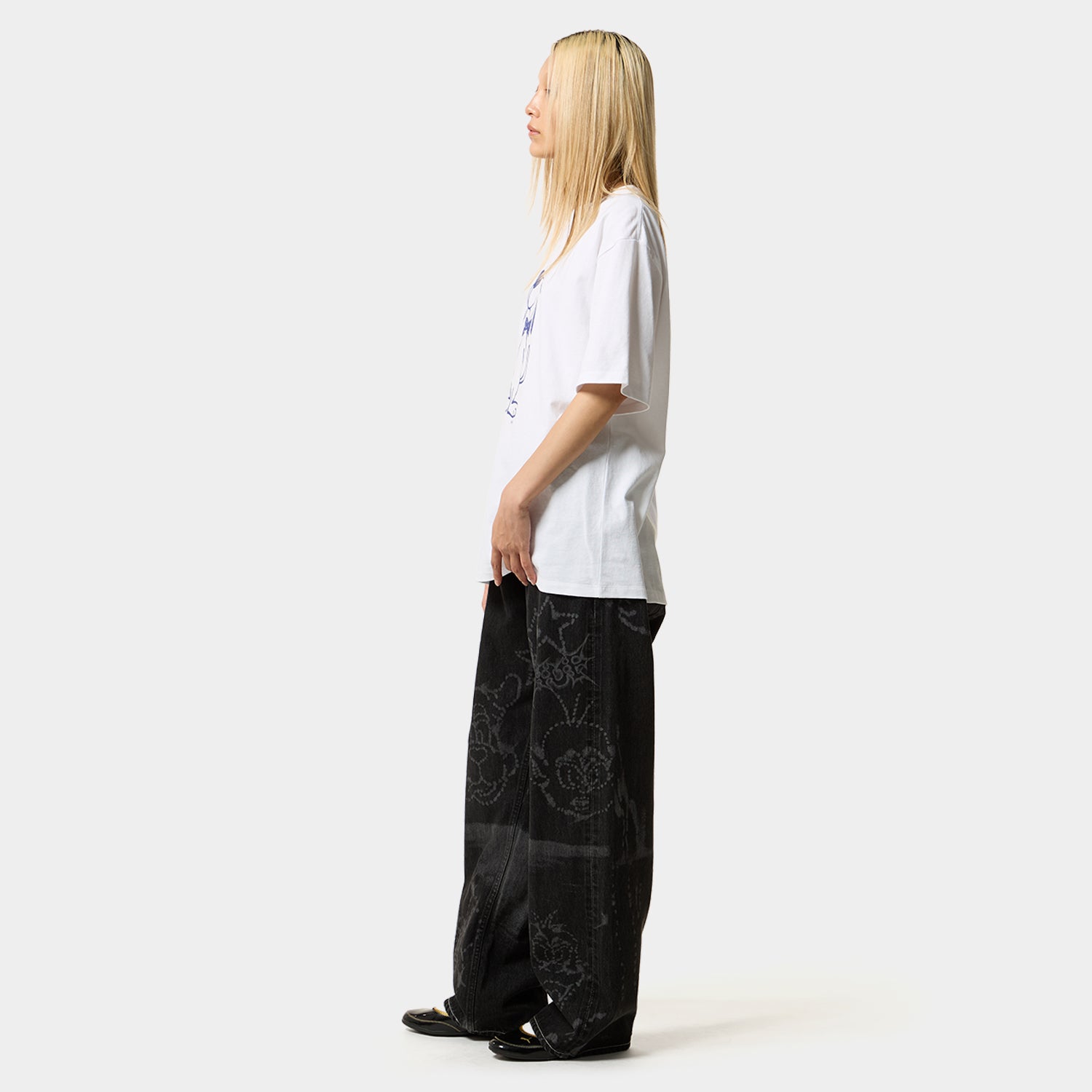 HUF (ハフ) Worldwide JP /T-SHIRTS(Tシャツ)/ CHILL DOG TEE商品 / WHITE