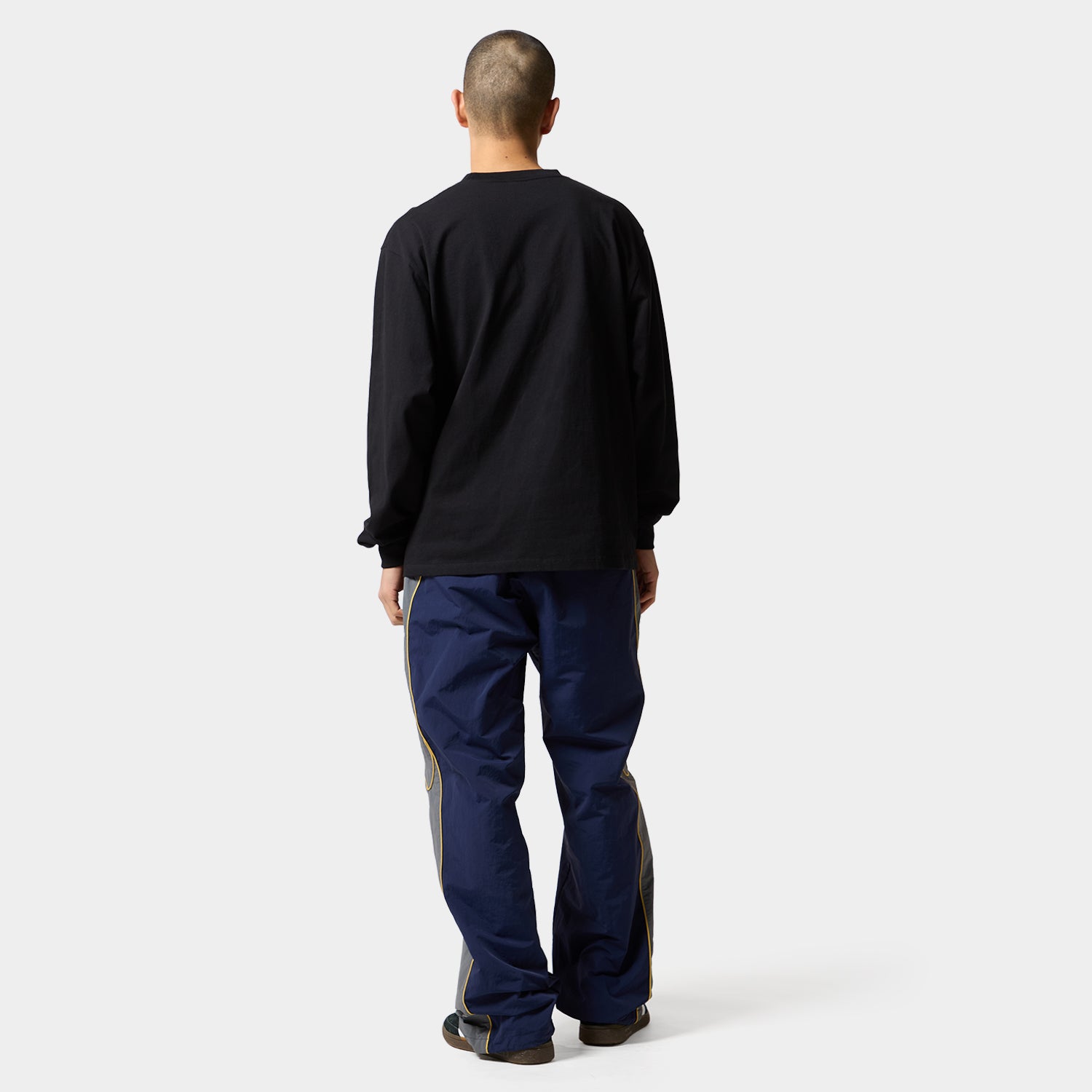 HUF (ハフ) Worldwide JP /T-SHIRTS(Tシャツ)/ BOX LOGO POCKET LS TEE商品 / BLACK