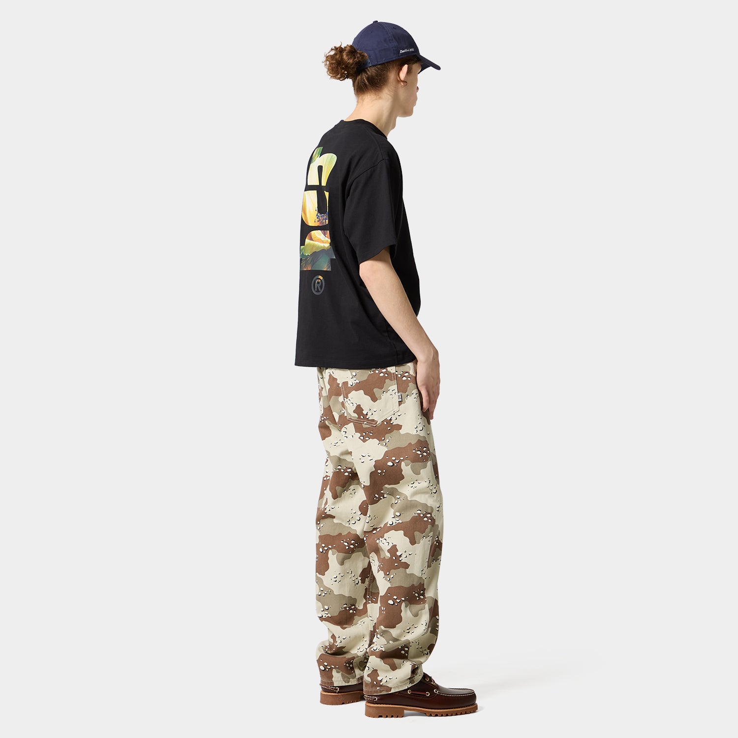 HUF (ハフ) Worldwide JP /T-SHIRTS(Tシャツ)/ KNOCKOUT FLOWER TEE商品 / NAVY