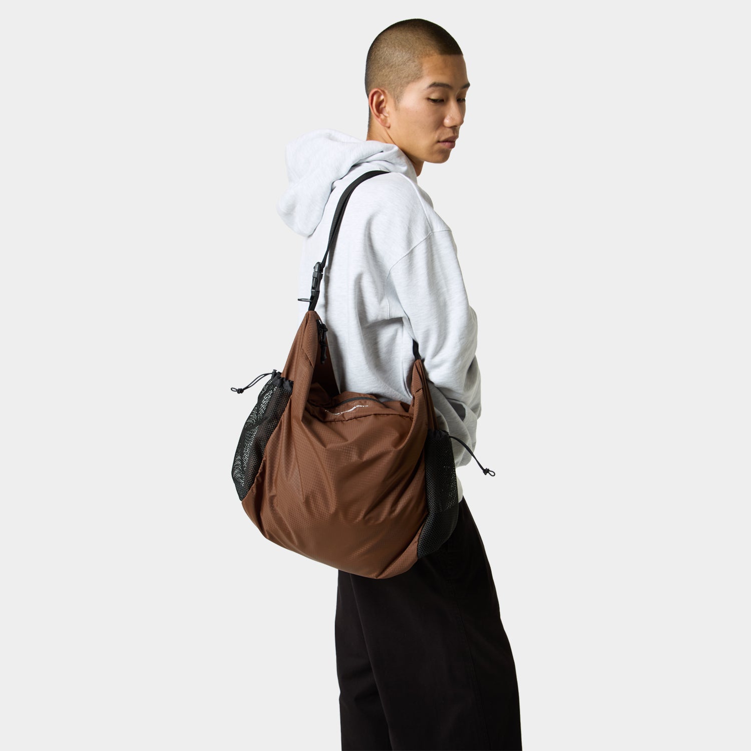 HUF (ハフ) Worldwide JP /BAGS（バッグ）/ HUF eightynine SHOULDER BAG商品 / LT BLUE