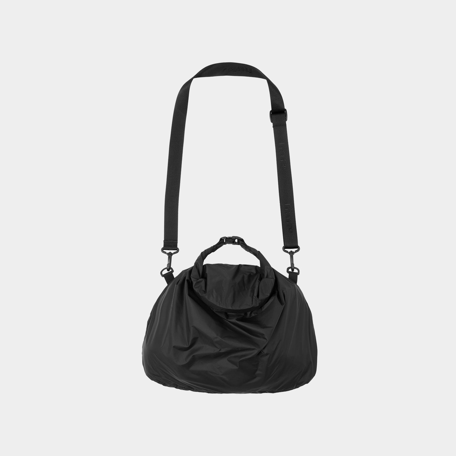 HUF (ハフ) Worldwide JP /BAGS（バッグ）/ PERTEX® ROLL TOP SHOULDER商品 / BLACK