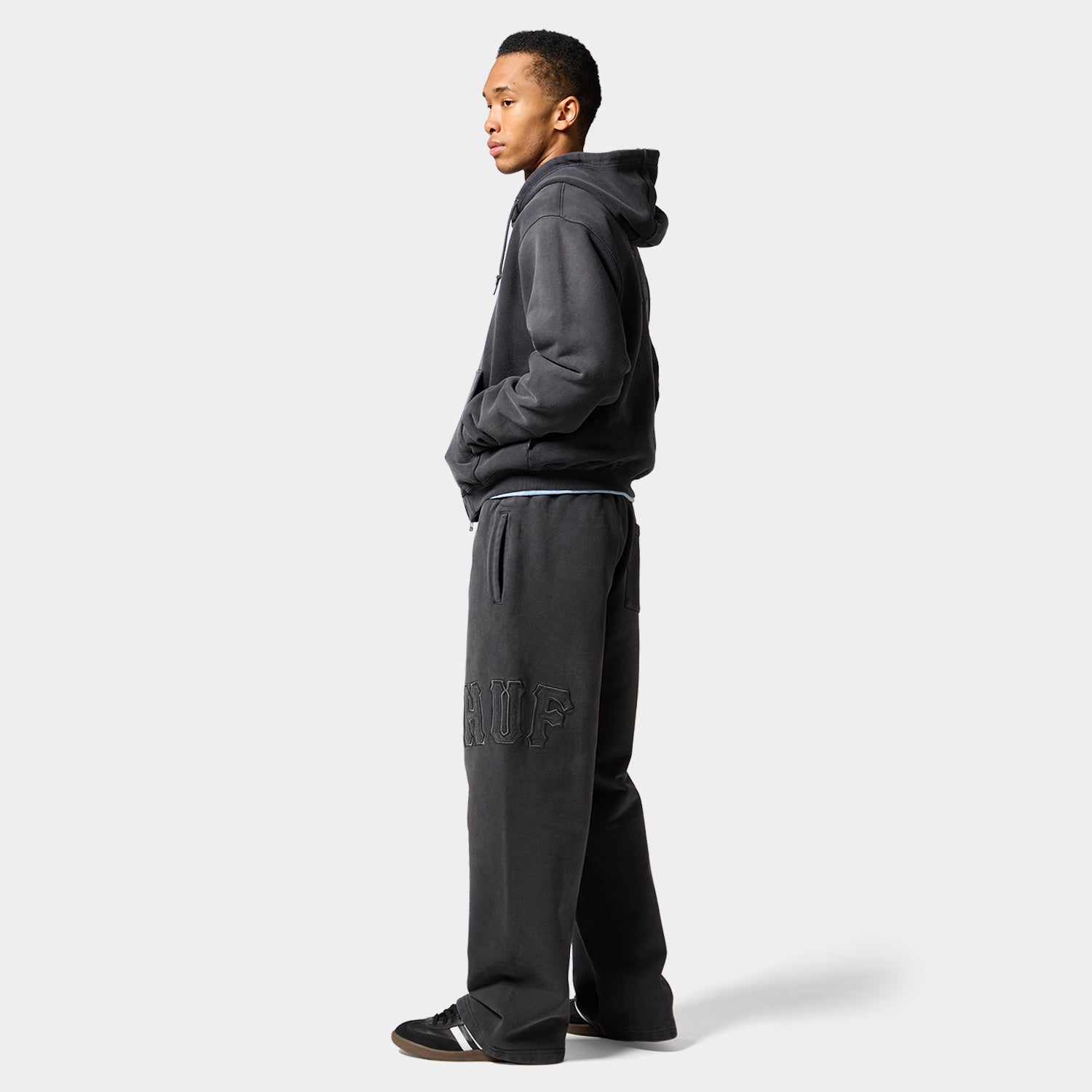 HUF (ハフ) Worldwide JP /HOODIES（パーカー）/ ARCH WIDE FULL ZIP HOODIE商品 / BLACK