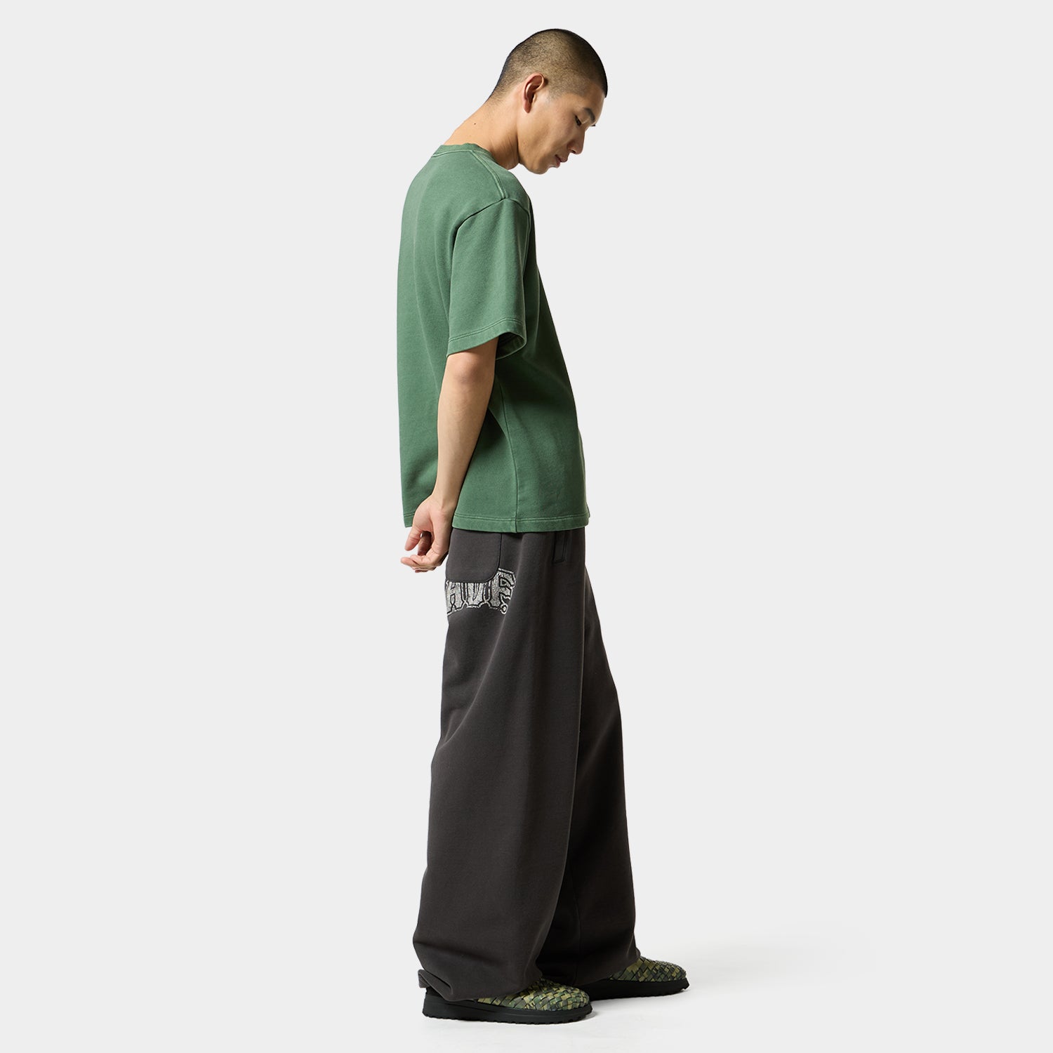 HUF (ハフ) Worldwide JP /TOPS & SHIRTS（トップス&シャツ）/ huf eightynine WASHED FLEECE TEE商品 / COFFEE