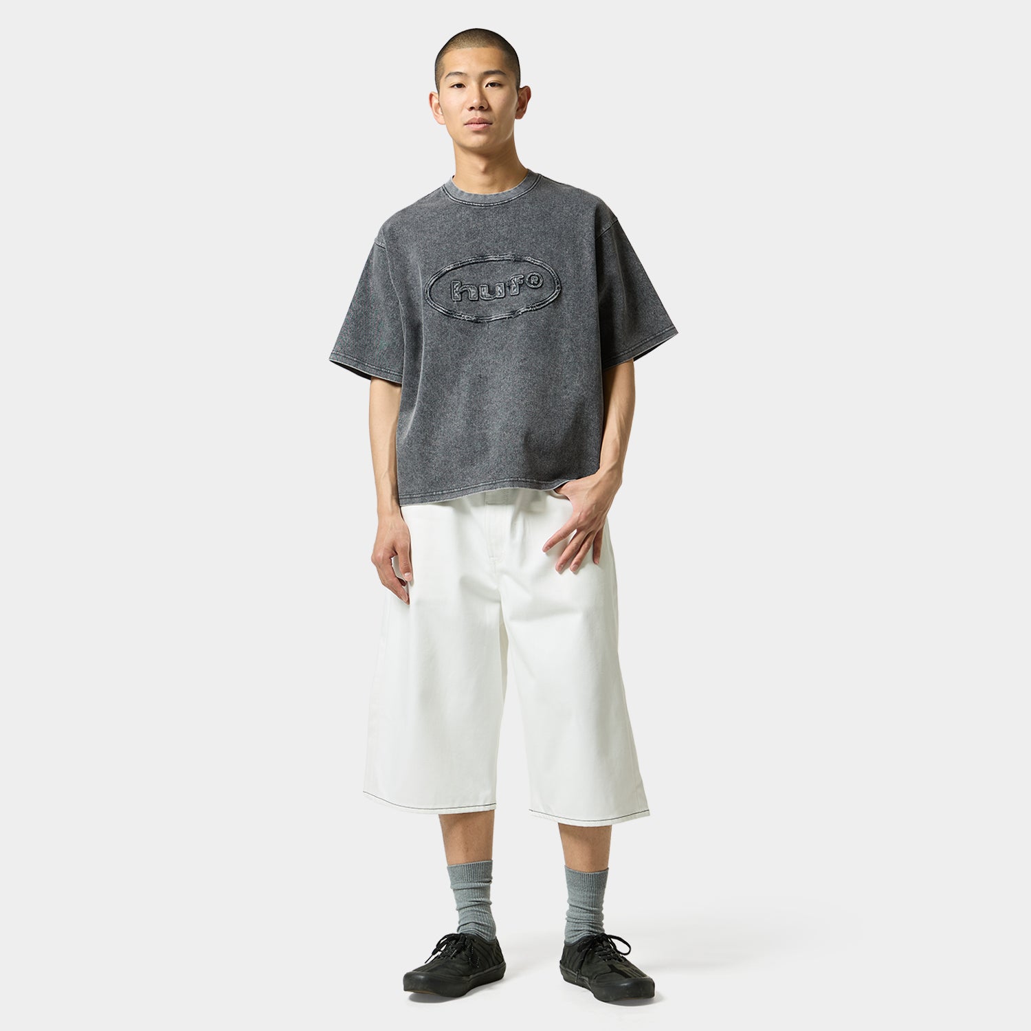 HUF (ハフ) Worldwide JP /TOPS & SHIRTS（トップス&シャツ）/ 89 OVAL CREW商品 / BLACK