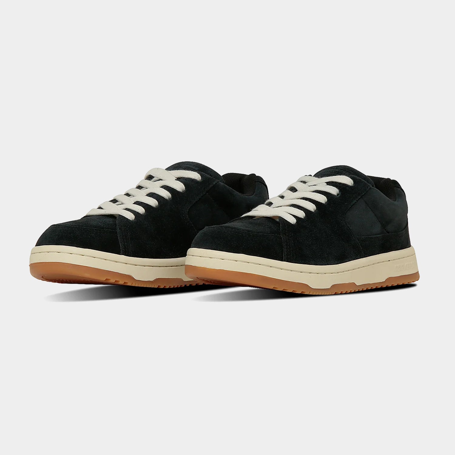 HUF (ハフ) Worldwide JP /FOOTWEAR（スニーカー）/ CONVERSE SKATESTAR SK OX商品 / BLACK/WHITE