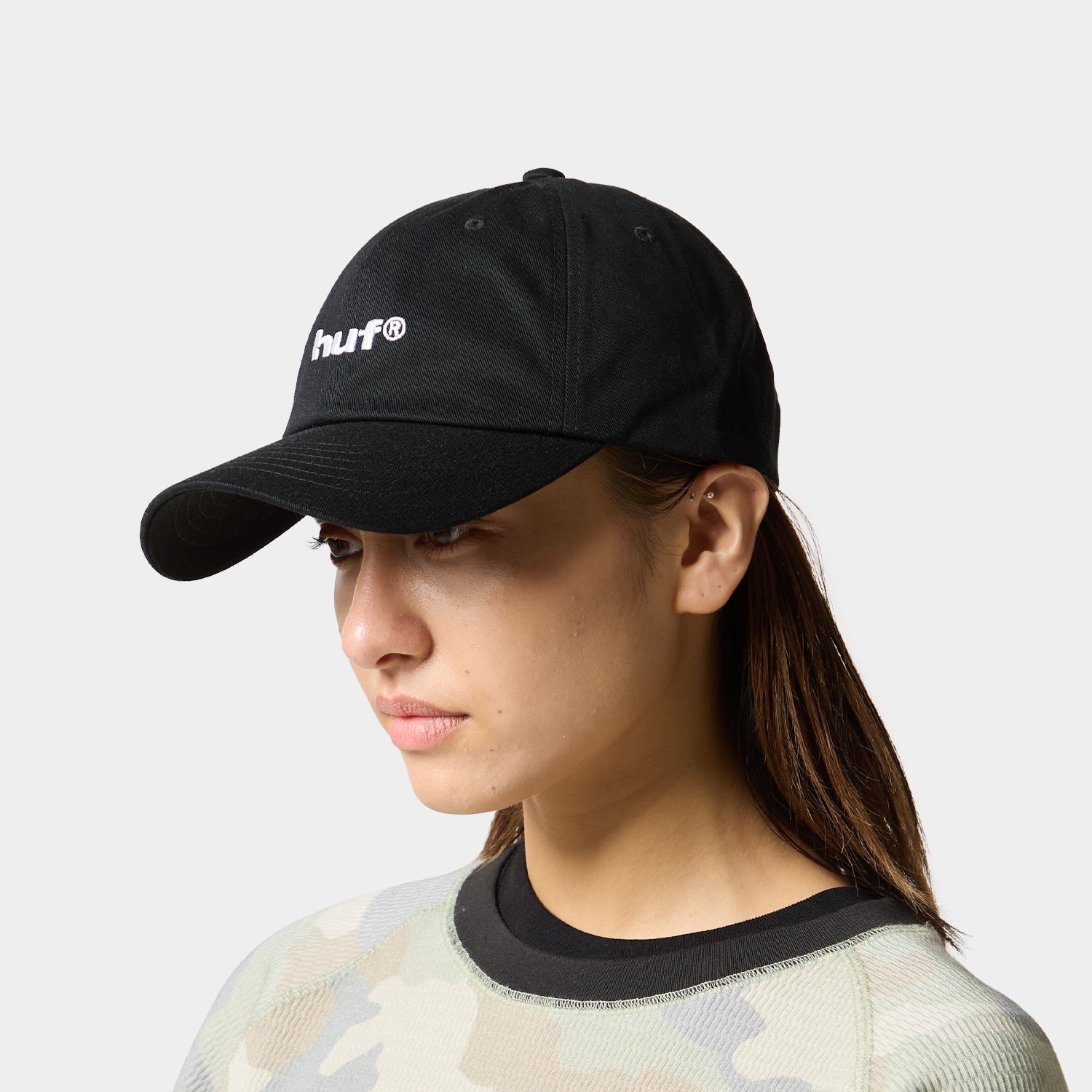 HUF (ハフ) Worldwide JP /HATS ＆ BEANIES（ハット&ビーニー）/ 89 EMBROIDERED 6 PANEL CV HAT商品 / BLACK/WHITE