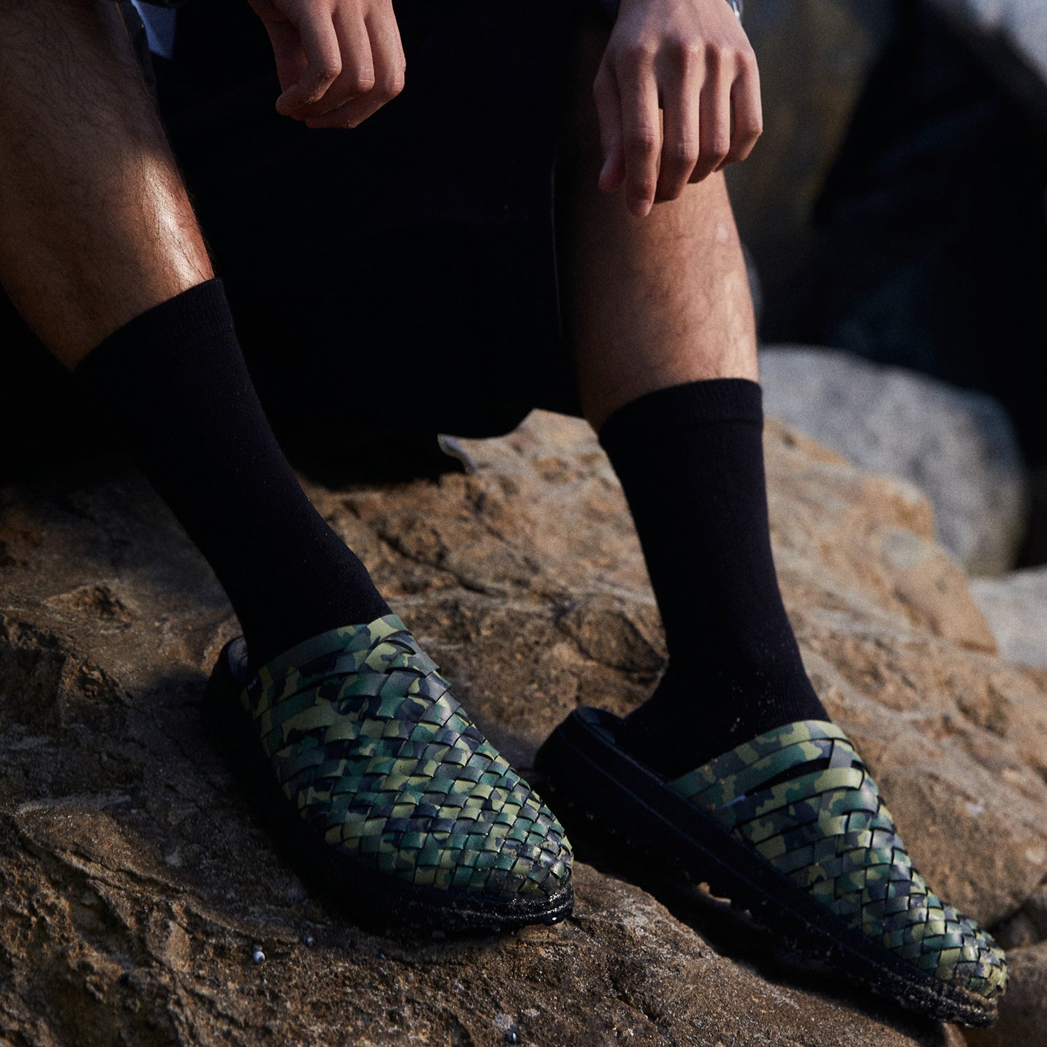 HUF (ハフ) Worldwide JP /FOOTWEAR（スニーカー）/ HUF X MALIBU SANDALS商品 / WOODLAND