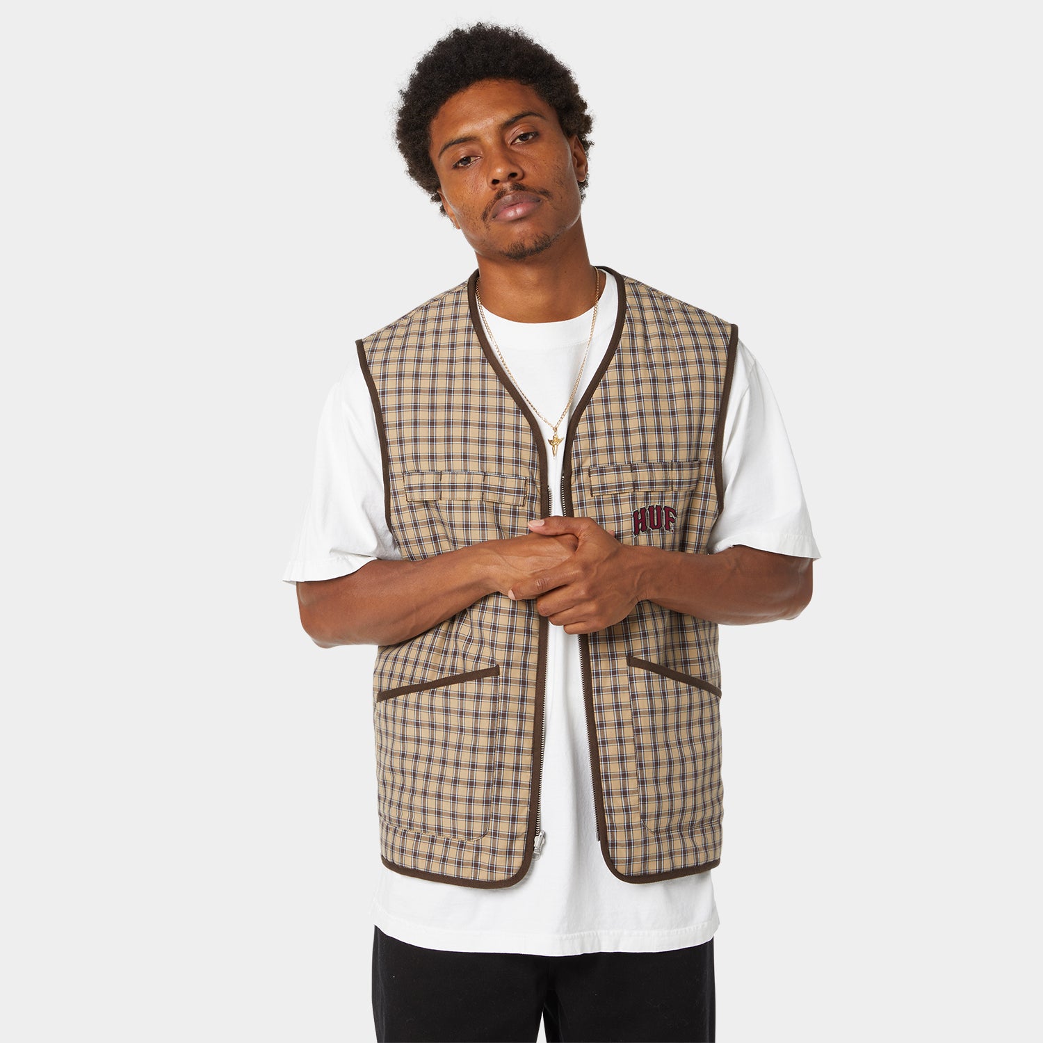 HUF (ハフ) Worldwide JP /JACKETS（ジャケット）/ POYNTER REVERSIBLE VEST商品 / BLACK
