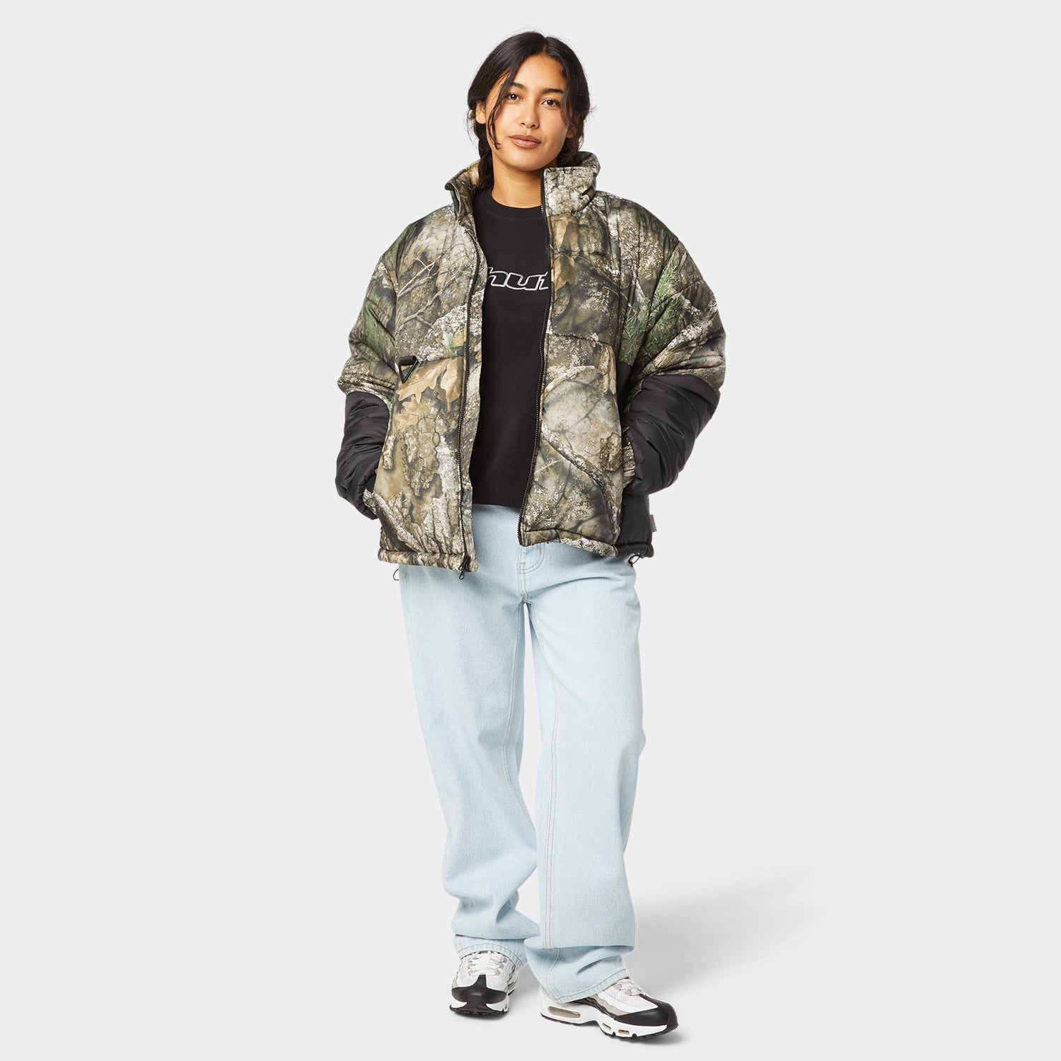 HUF (ハフ) Worldwide JP /JACKETS（ジャケット）/ HUF X REALTREE® SEQUOIA PUFFER商品 / REALTREE