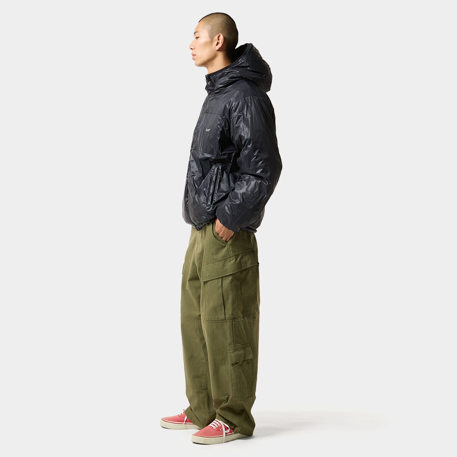 HUF (ハフ) Worldwide JP /JACKETS（ジャケット）/ HUF X TAION CASCADE PACKABLE HOODED DOWN JACKET商品 / BLACK