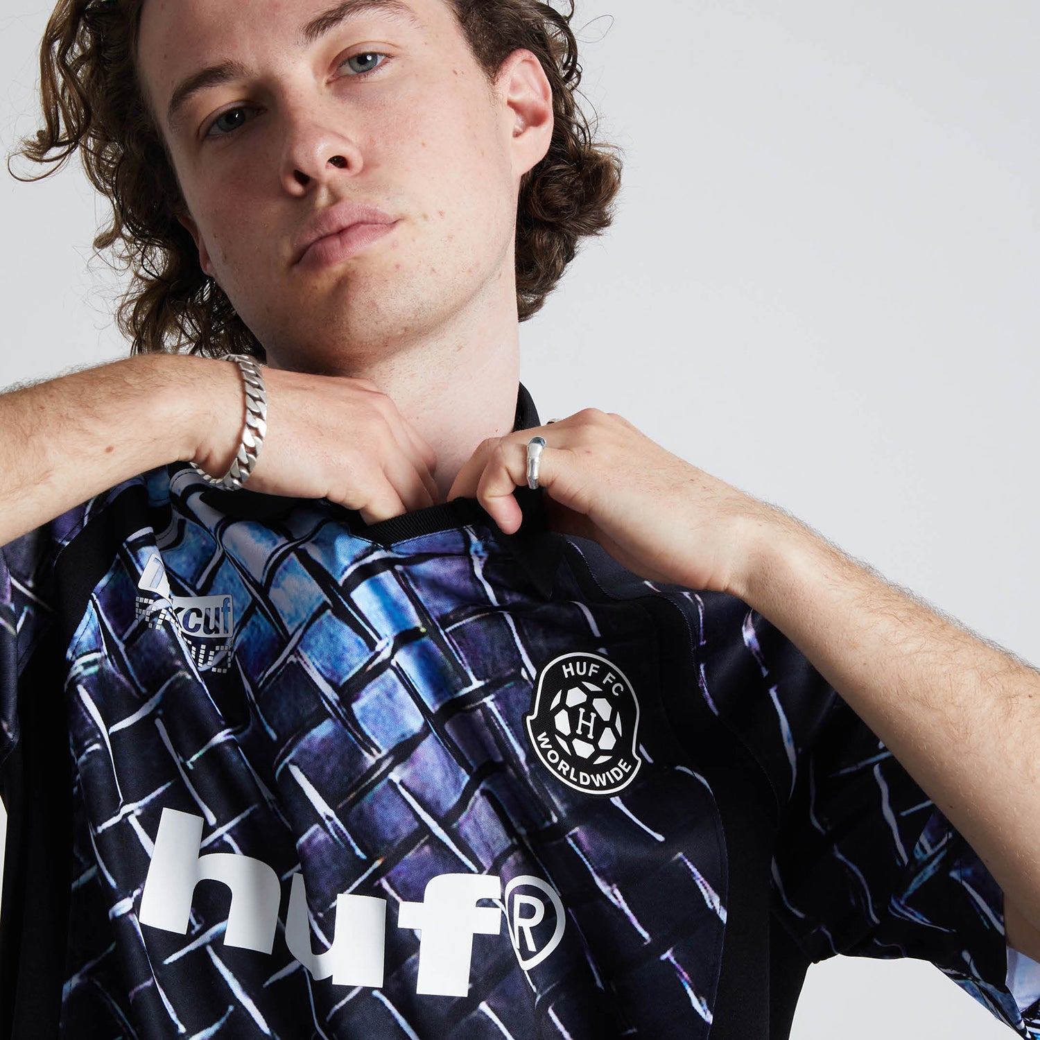 HUF (ハフ) Worldwide JP /TOPS & SHIRTS（トップス&シャツ）/ DIAMOND PLATE JERSEY商品 / BLACK