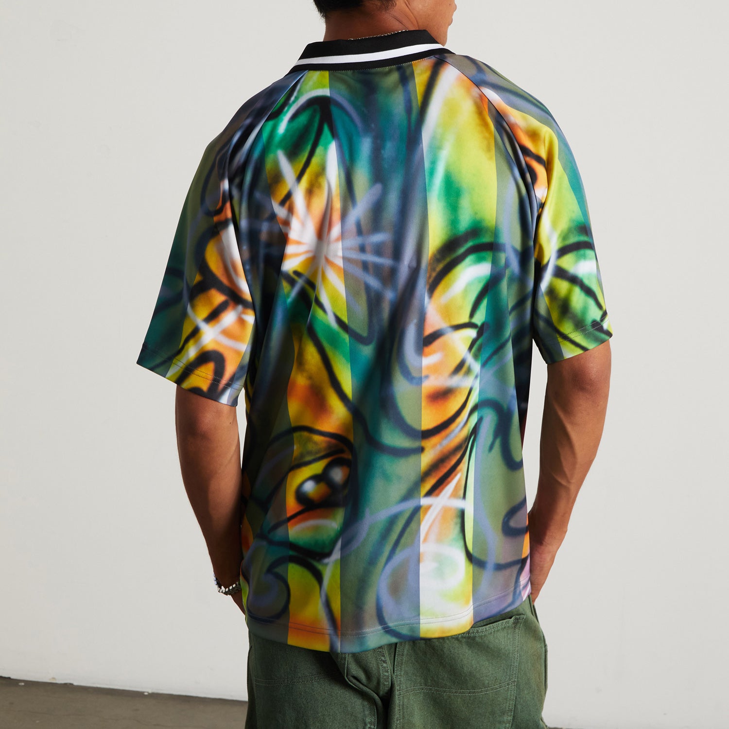 HUF (ハフ) Worldwide JP /TOPS & SHIRTS（トップス&シャツ）/ KENNY SCHARF MULTITUD SOCCER JERSEY商品 / MULTI