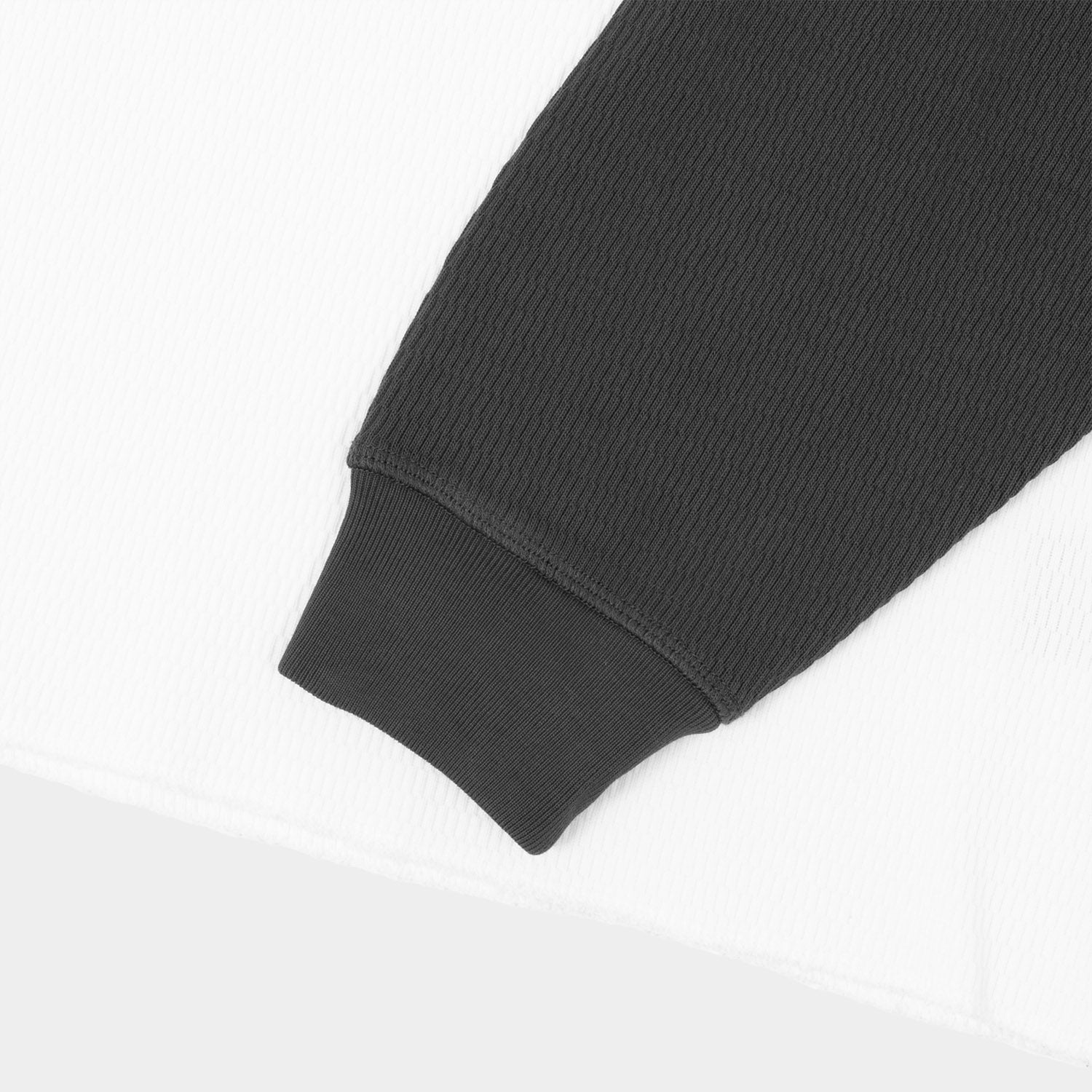 HUF (ハフ) Worldwide JP /TOPS & SHIRTS（トップス&シャツ）/ 89 OUTLINE LS RAGLAN商品 / BLACK