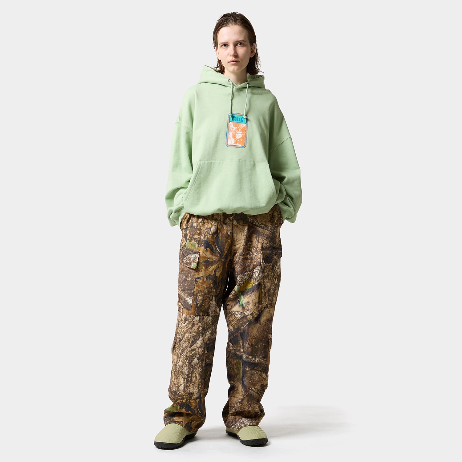 HUF (ハフ) Worldwide JP /HOODIES（パーカー）/ BACKSTREET ANGELS HOODIE商品 / BLACK