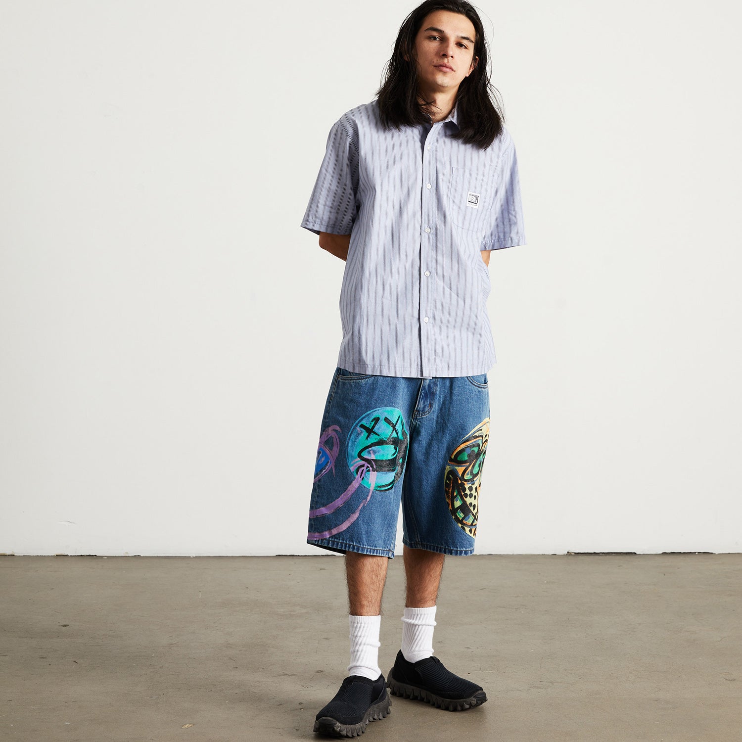 HUF (ハフ) Worldwide JP /SHORTS（ショーツ）/ KENNY SCHARF SPRAY GUYS DENIM SHORT商品 / MULTI
