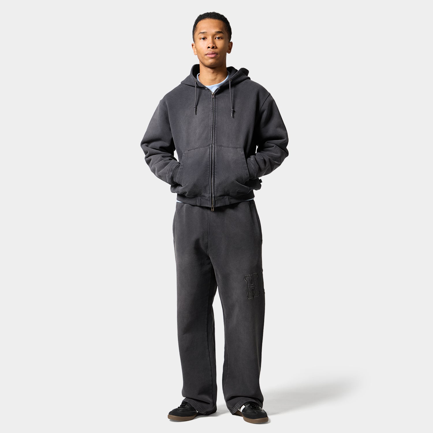 HUF (ハフ) Worldwide JP /PANTS（パンツ）/ ARCH WIDE FLEECE PANT商品 / BLACK