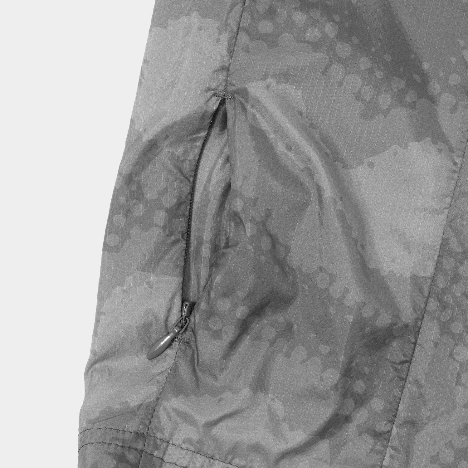 HUF (ハフ) Worldwide JP /SHORTS（ショーツ）/ CROSS CONDITIONS UL NYLON SHORT商品 / CAMO
