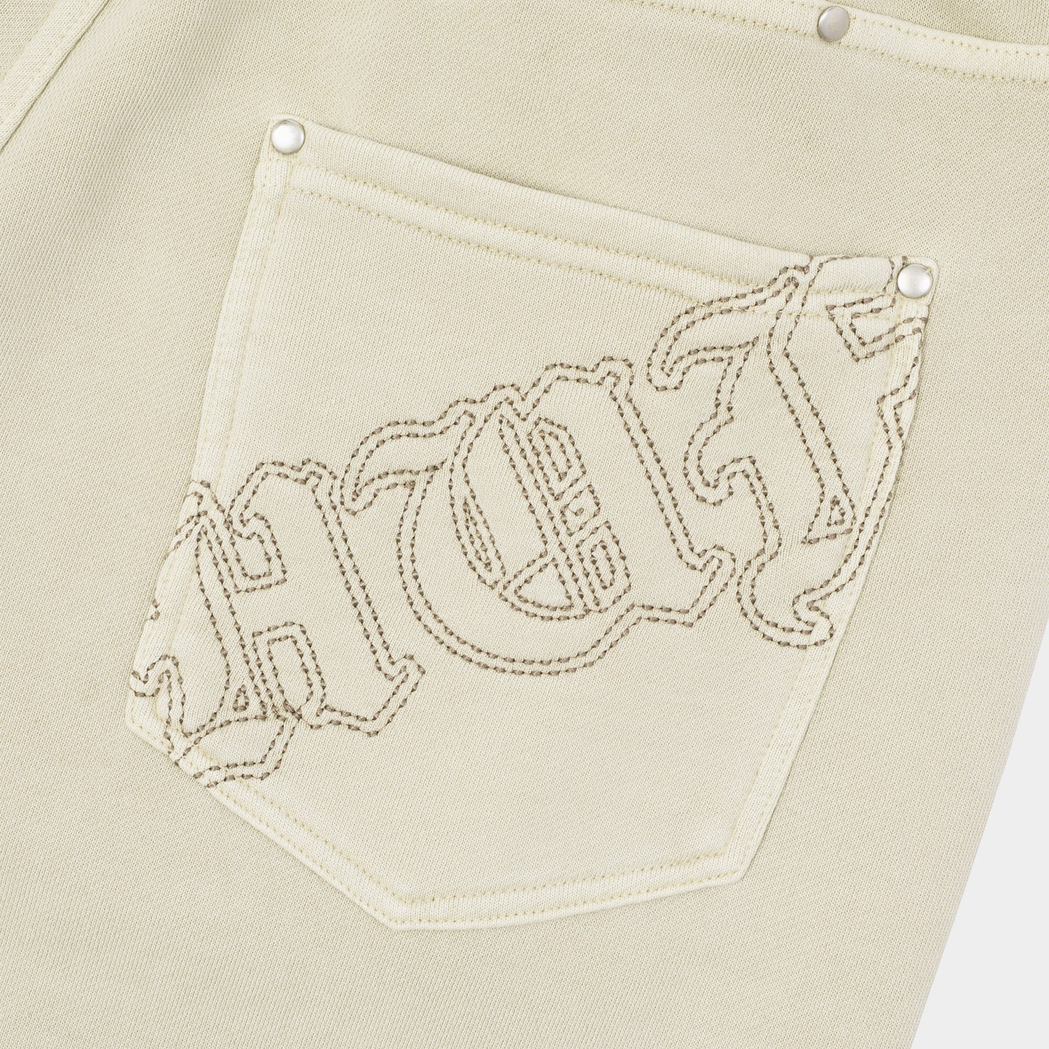 HUF (ハフ) Worldwide JP /SHORTS（ショーツ）/ STUDDED 3/4 FLEECE PANT商品 / BLACK