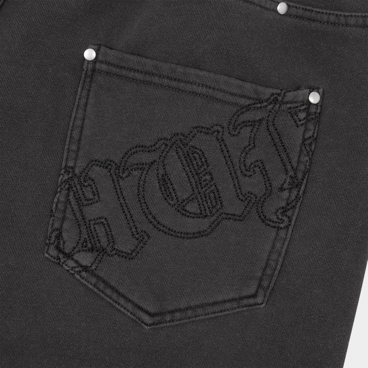 HUF (ハフ) Worldwide JP /SHORTS（ショーツ）/ STUDDED 3/4 FLEECE PANT商品 / BLACK