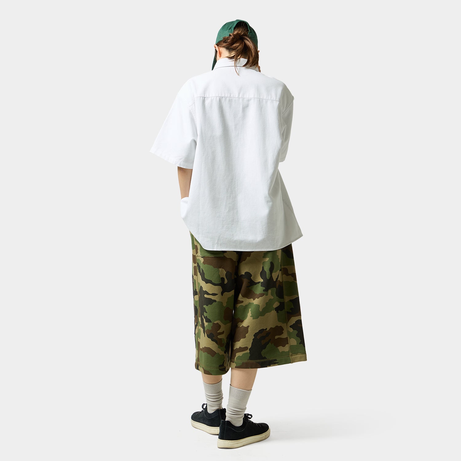 HUF (ハフ) Worldwide JP /SHORTS（ショーツ）/ BERMUDA FLEECE SHORT商品 / CAMO