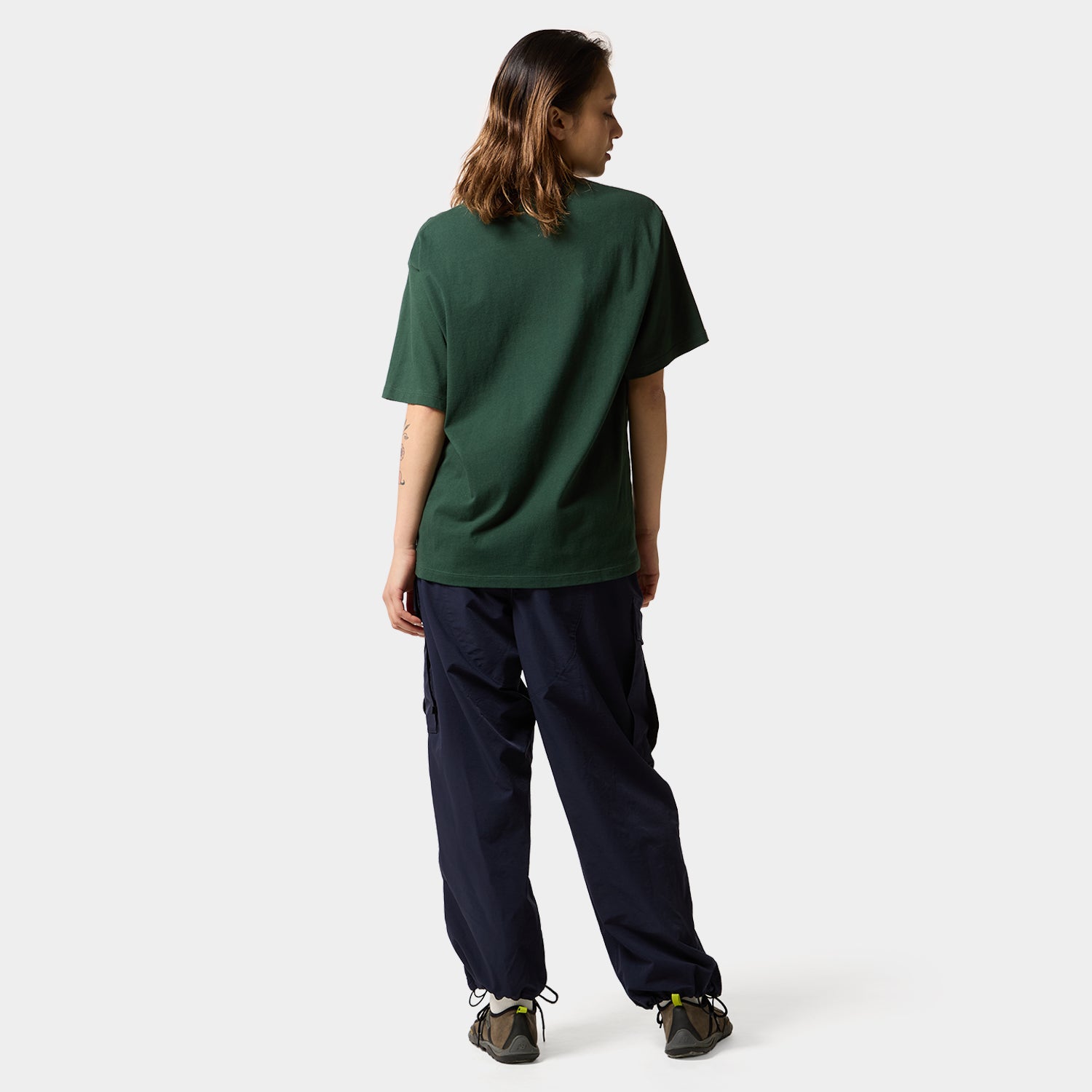 HUF (ハフ) Worldwide JP /T-SHIRTS（Tシャツ）/ 89 OUTLINE TEE商品 / BLACK